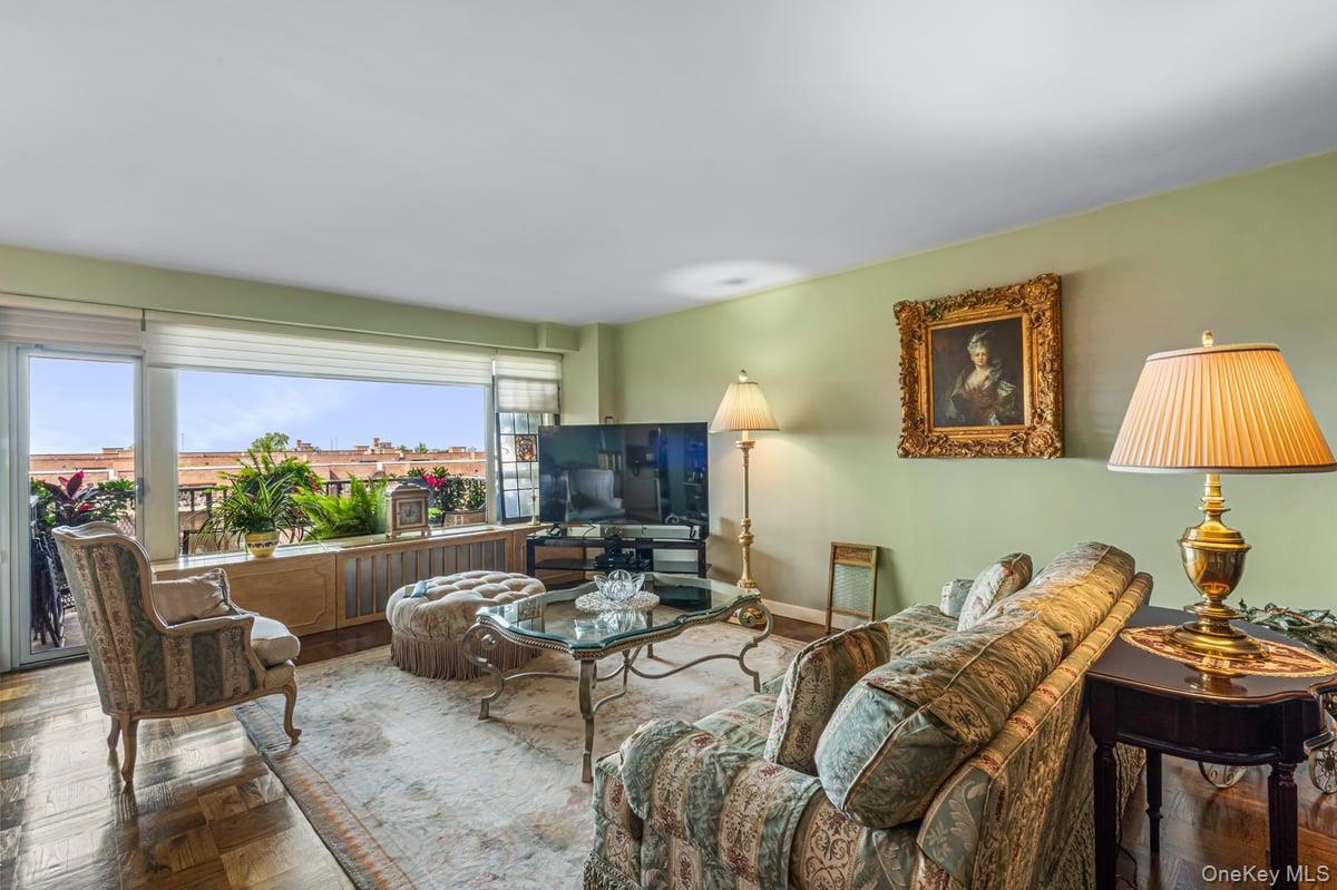 Coop Powells Cove  Queens, NY 11357, MLS-915359-14