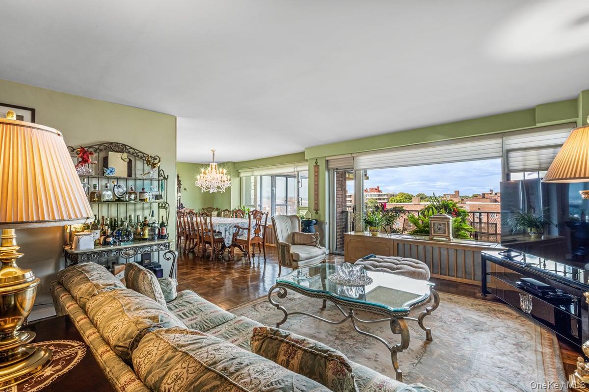 Coop Powells Cove  Queens, NY 11357, MLS-915359-15