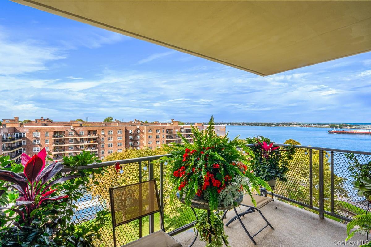 Coop Powells Cove  Queens, NY 11357, MLS-915359-31