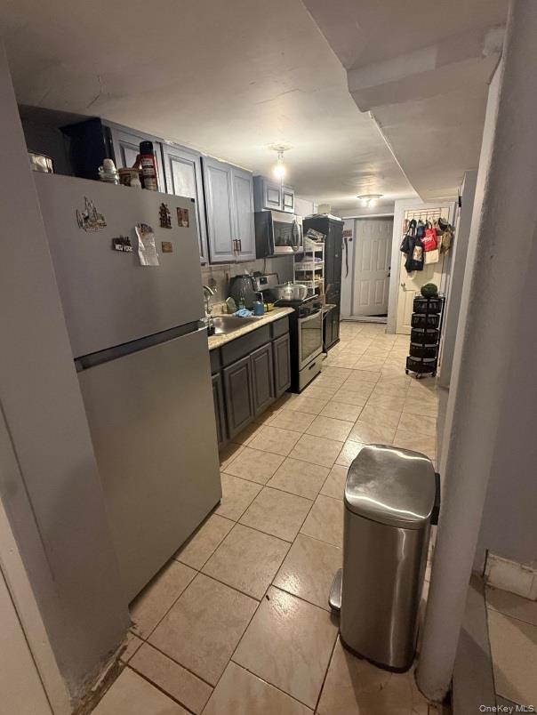 Single Family Grant  Brooklyn, NY 11208, MLS-915370-4