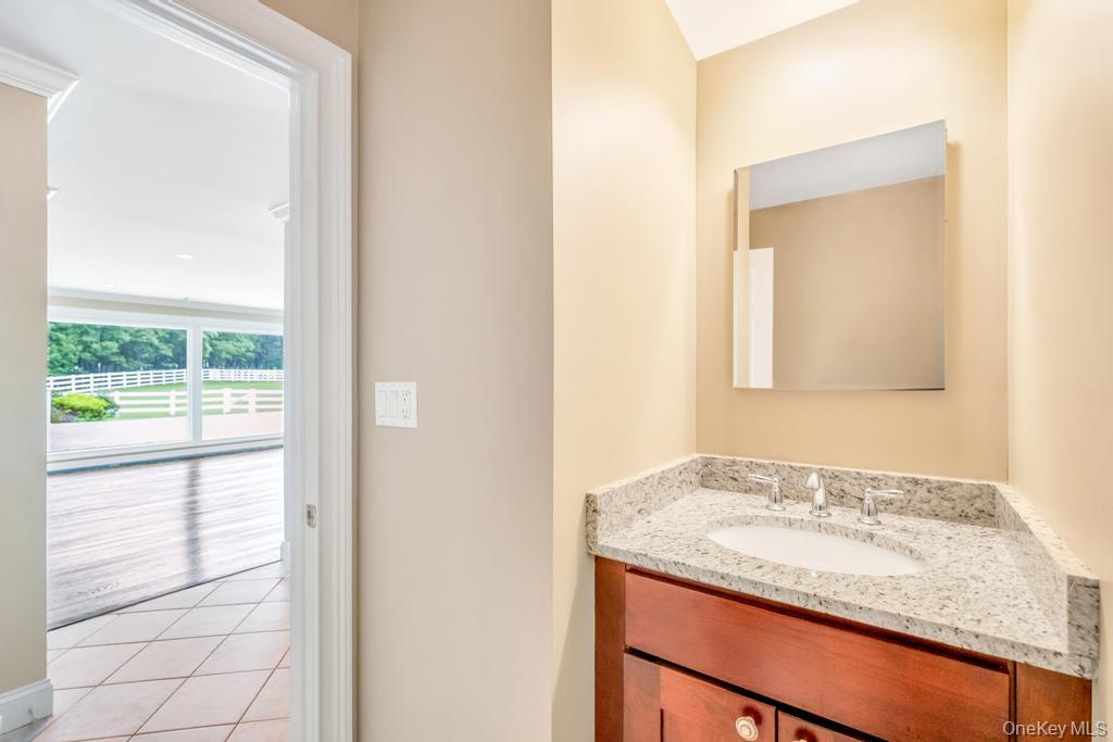 Single Family Oakside  Suffolk County, NY 11787, MLS-915379-13