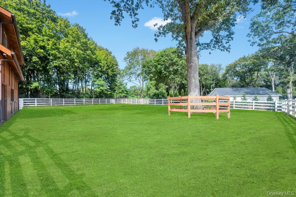 Single Family Oakside  Suffolk County, NY 11787, MLS-915379-37