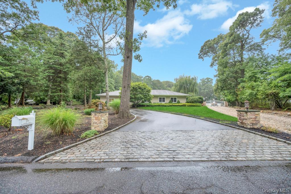 Single Family Oakside  Suffolk County, NY 11787, MLS-915379-5