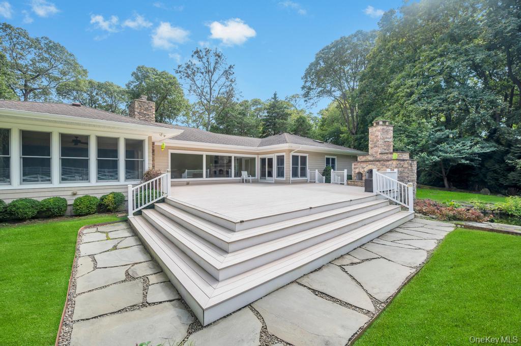 Single Family Oakside  Suffolk County, NY 11787, MLS-915379-9