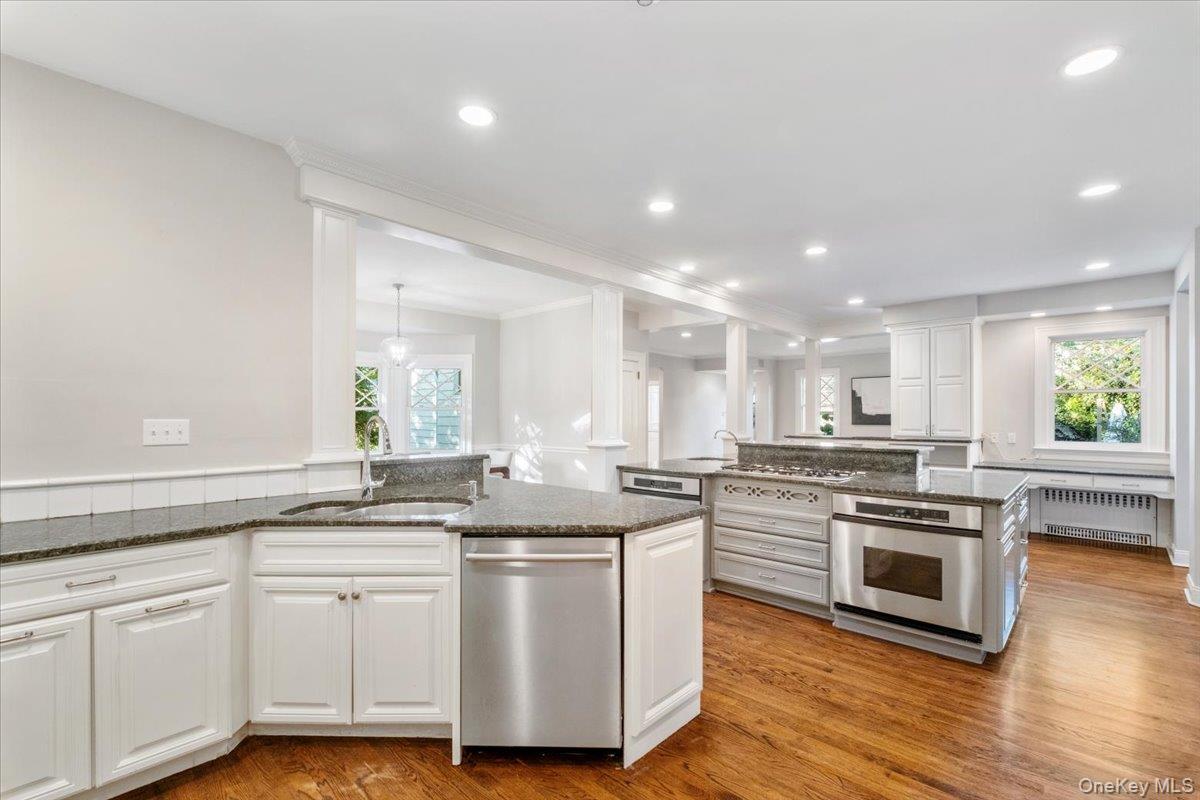 Single Family Skibo Westchester County, NY 10543, MLS-915384-22