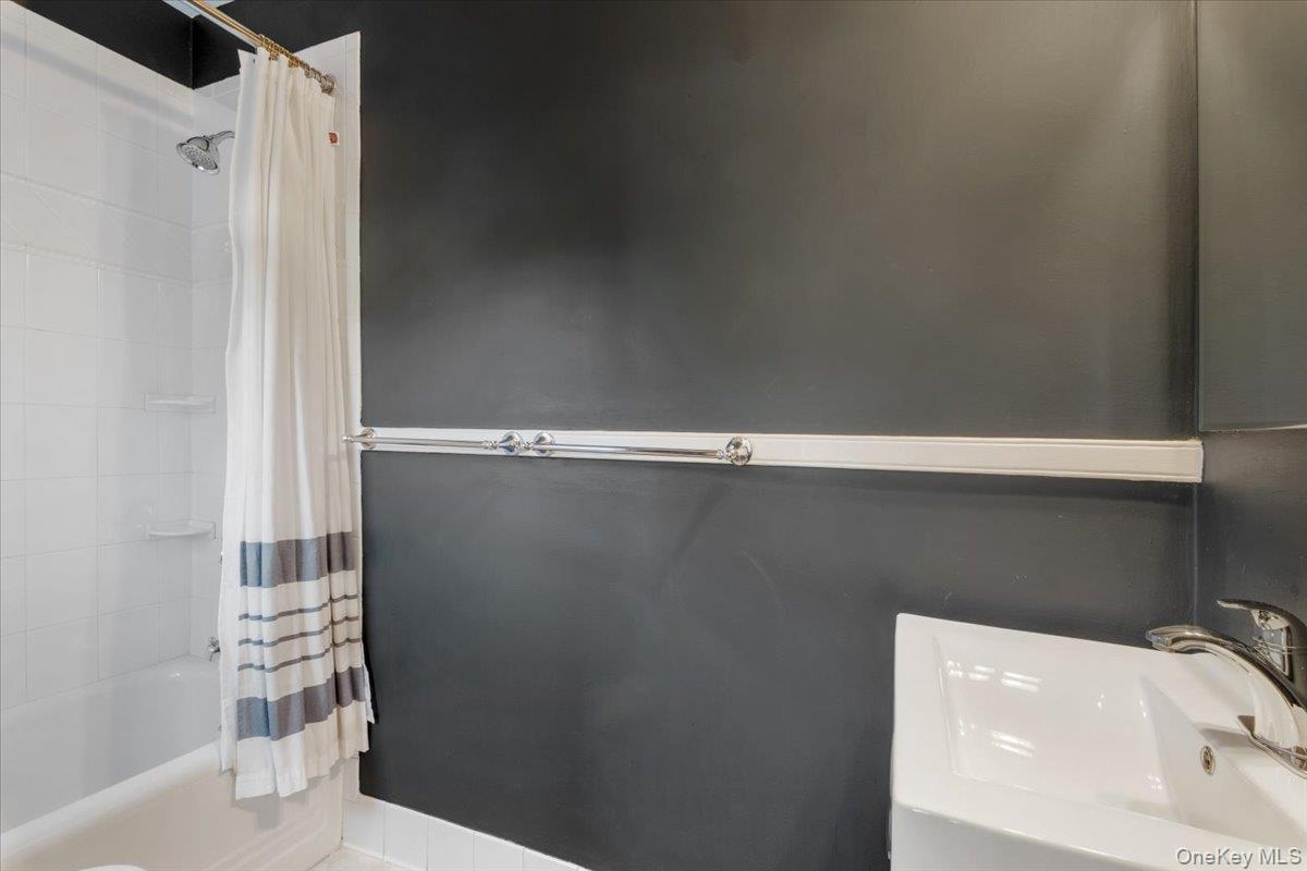 Single Family Skibo Westchester County, NY 10543, MLS-915384-36