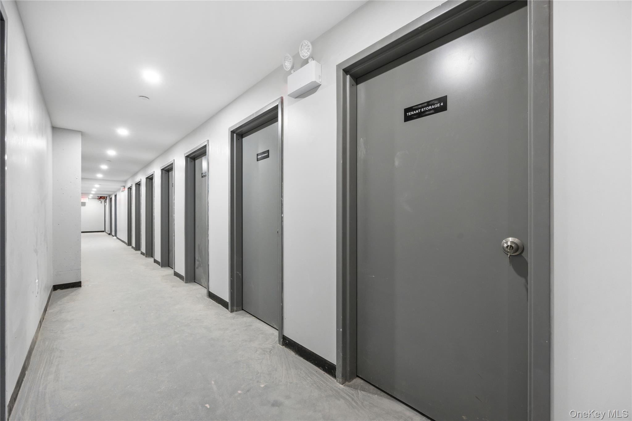 Condo 72nd  Queens, NY 11365, MLS-915408-19