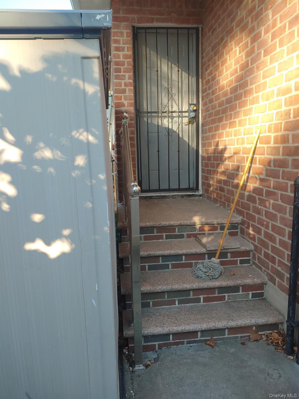 Single Family 81st  Queens, NY 11426, MLS-915429-26