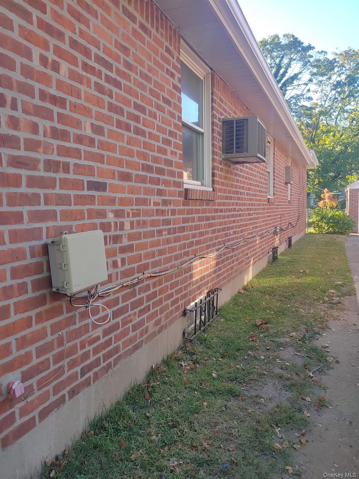 Single Family 81st  Queens, NY 11426, MLS-915429-3