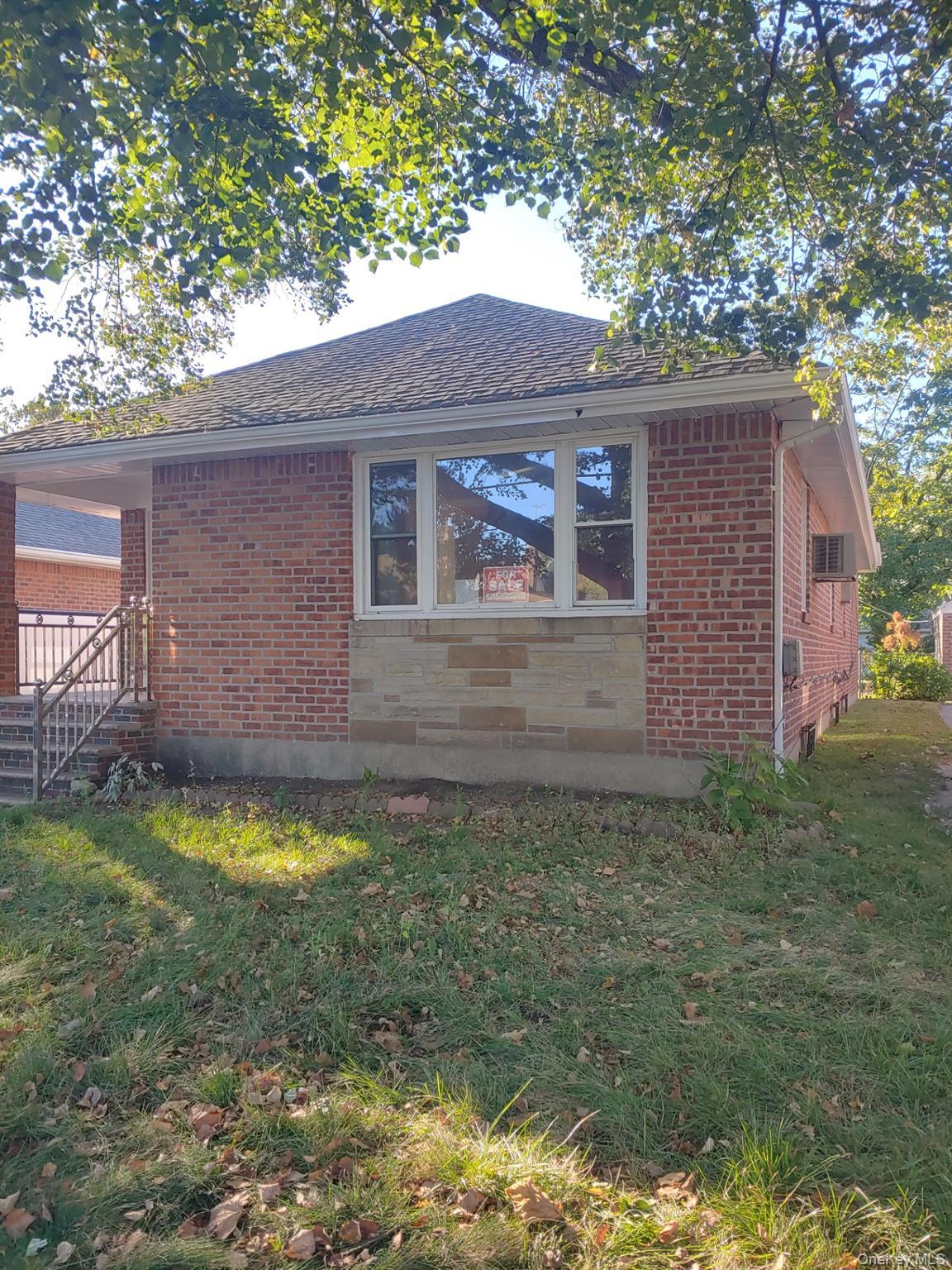 Single Family 81st  Queens, NY 11426, MLS-915429-4