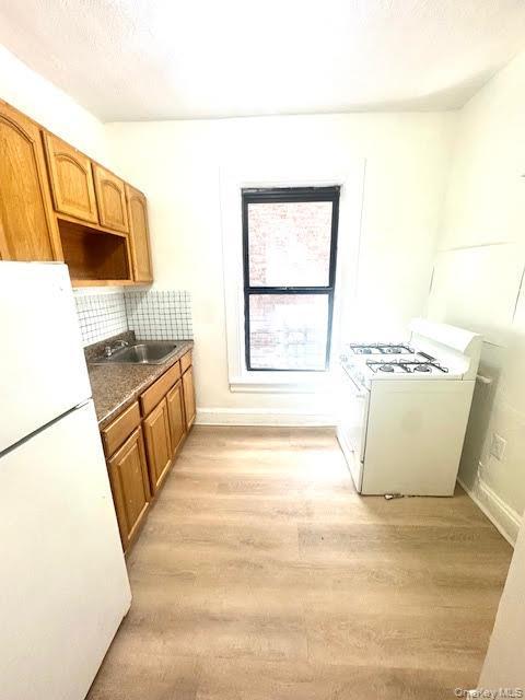 Coop Macombs  Manhattan, NY 10039, MLS-915430-4