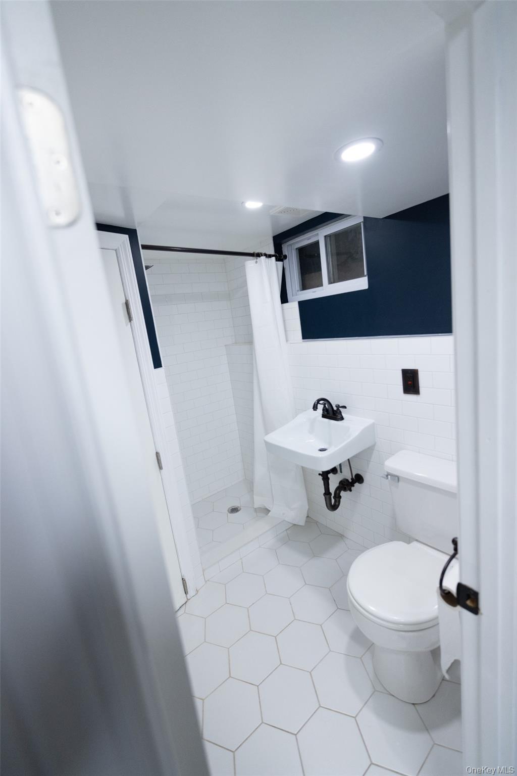 Single Family 86th  Queens, NY 11435, MLS-915434-9