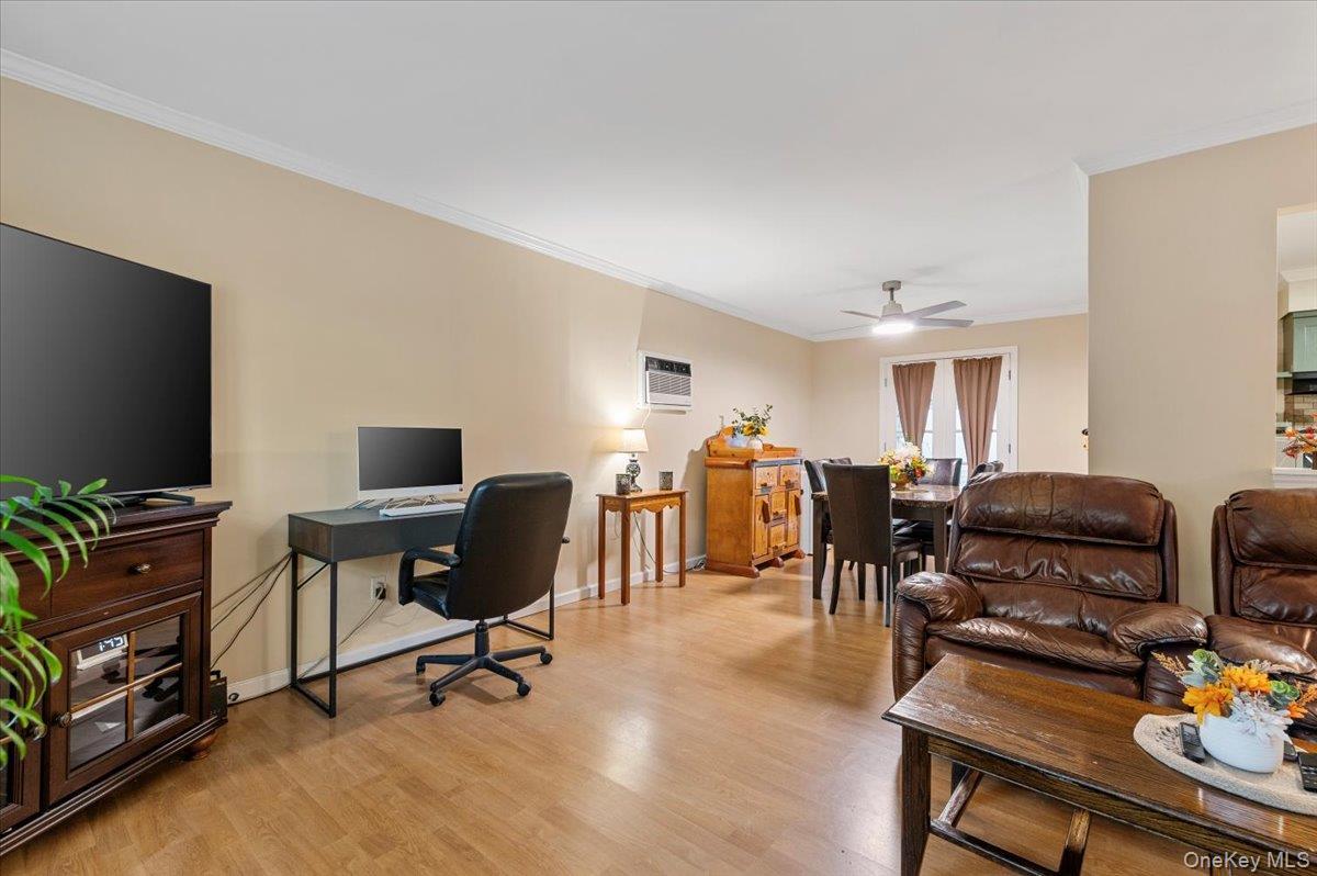 Single Family Locust Suffolk County, NY 11778, MLS-915460-7