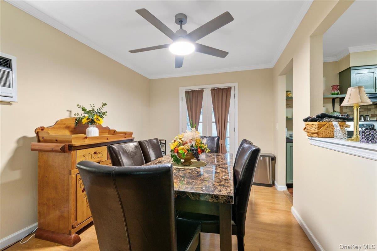 Single Family Locust Suffolk County, NY 11778, MLS-915460-9