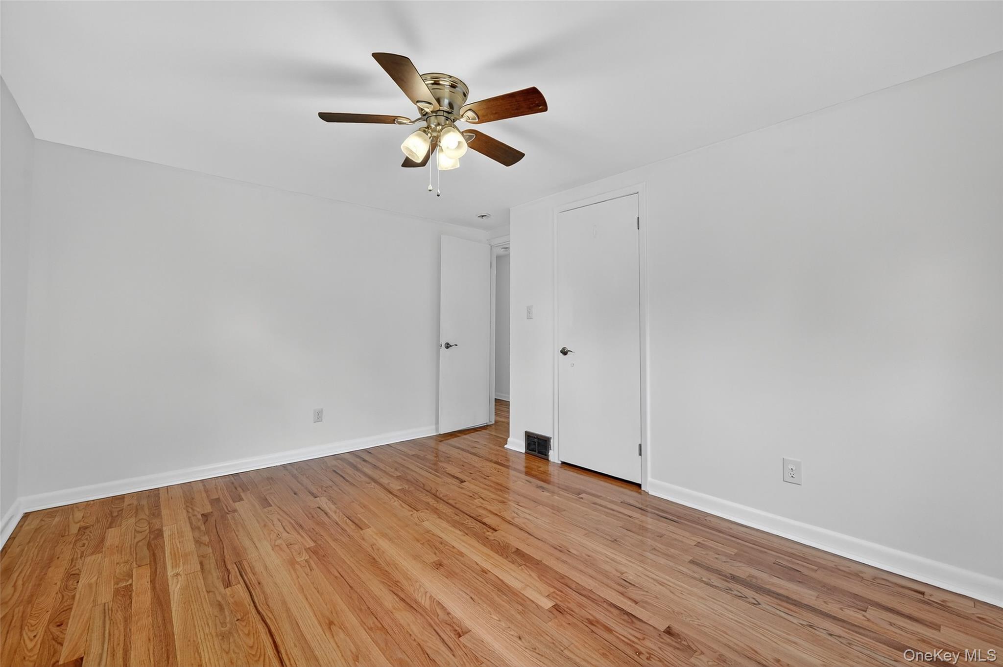 Single Family Stonecrest  Orange County, NY 12553, MLS-915469-13