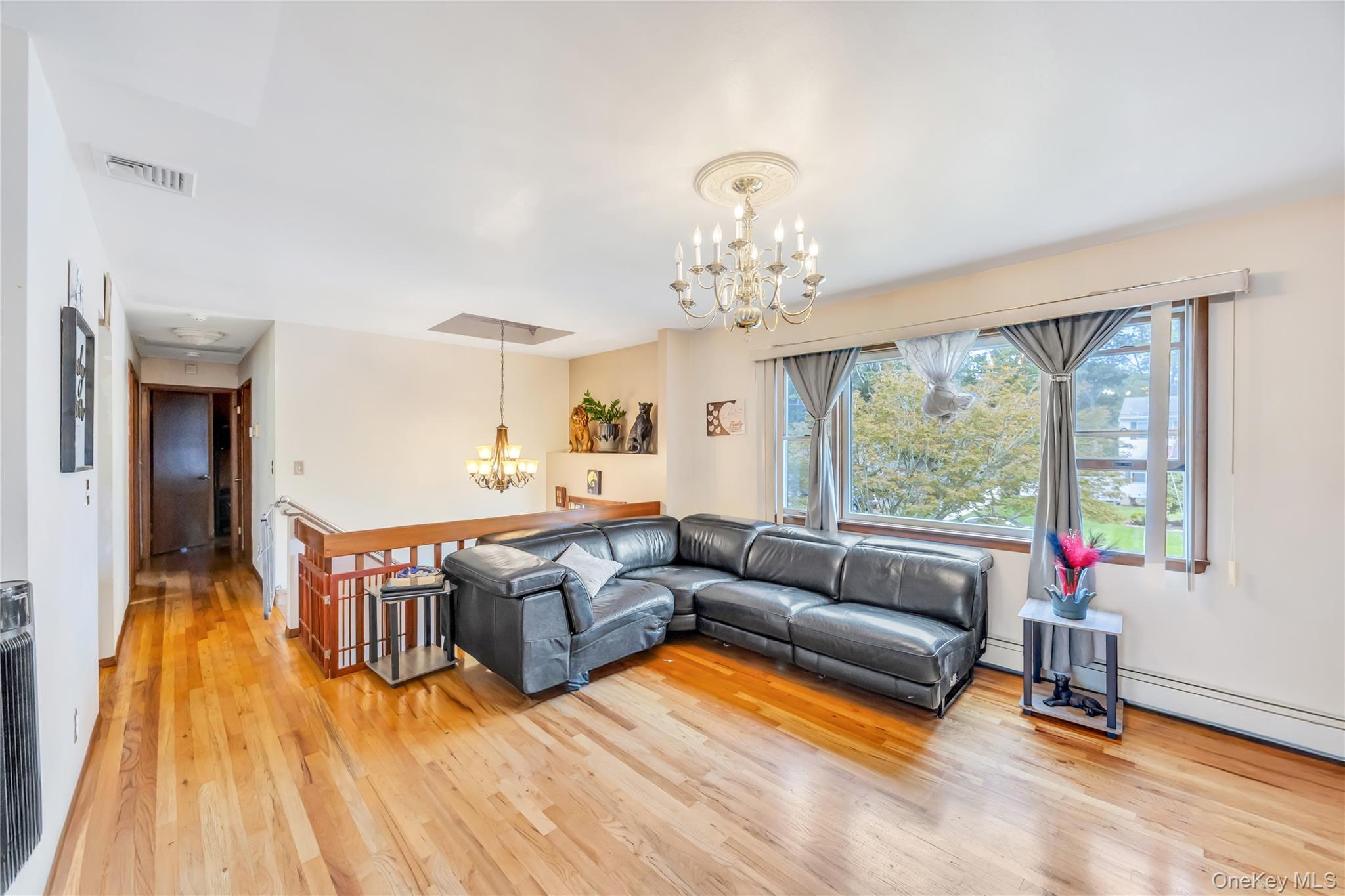 Single Family Cranford Suffolk County, NY 11950, MLS-915479-3