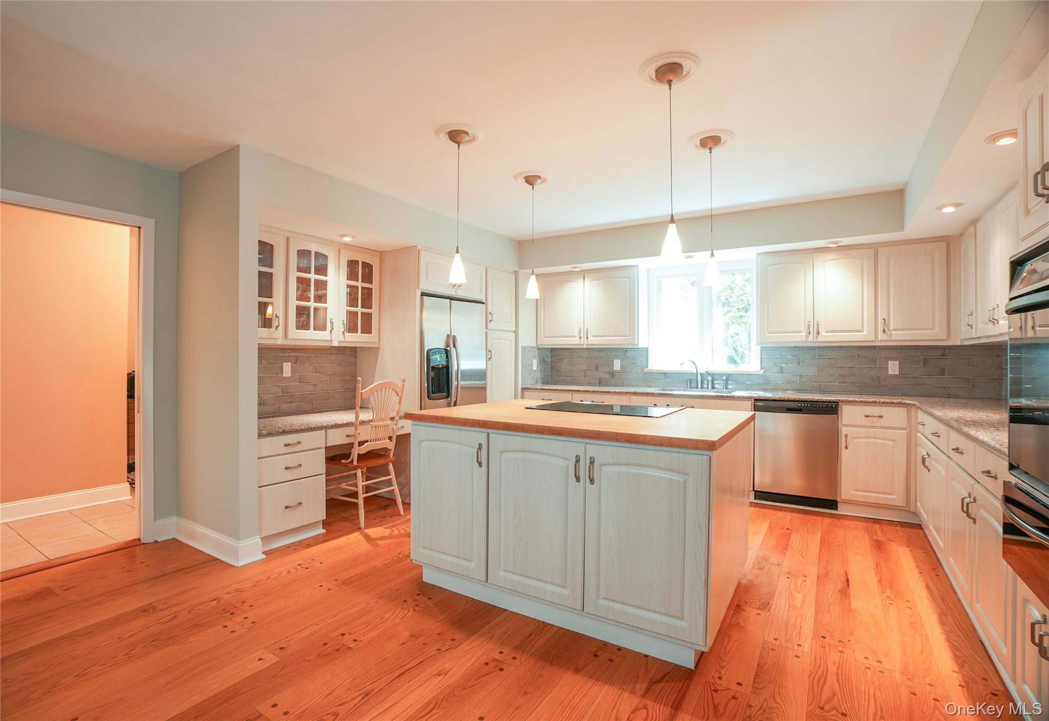 Single Family Peters Westchester County, NY 10576, MLS-915480-12