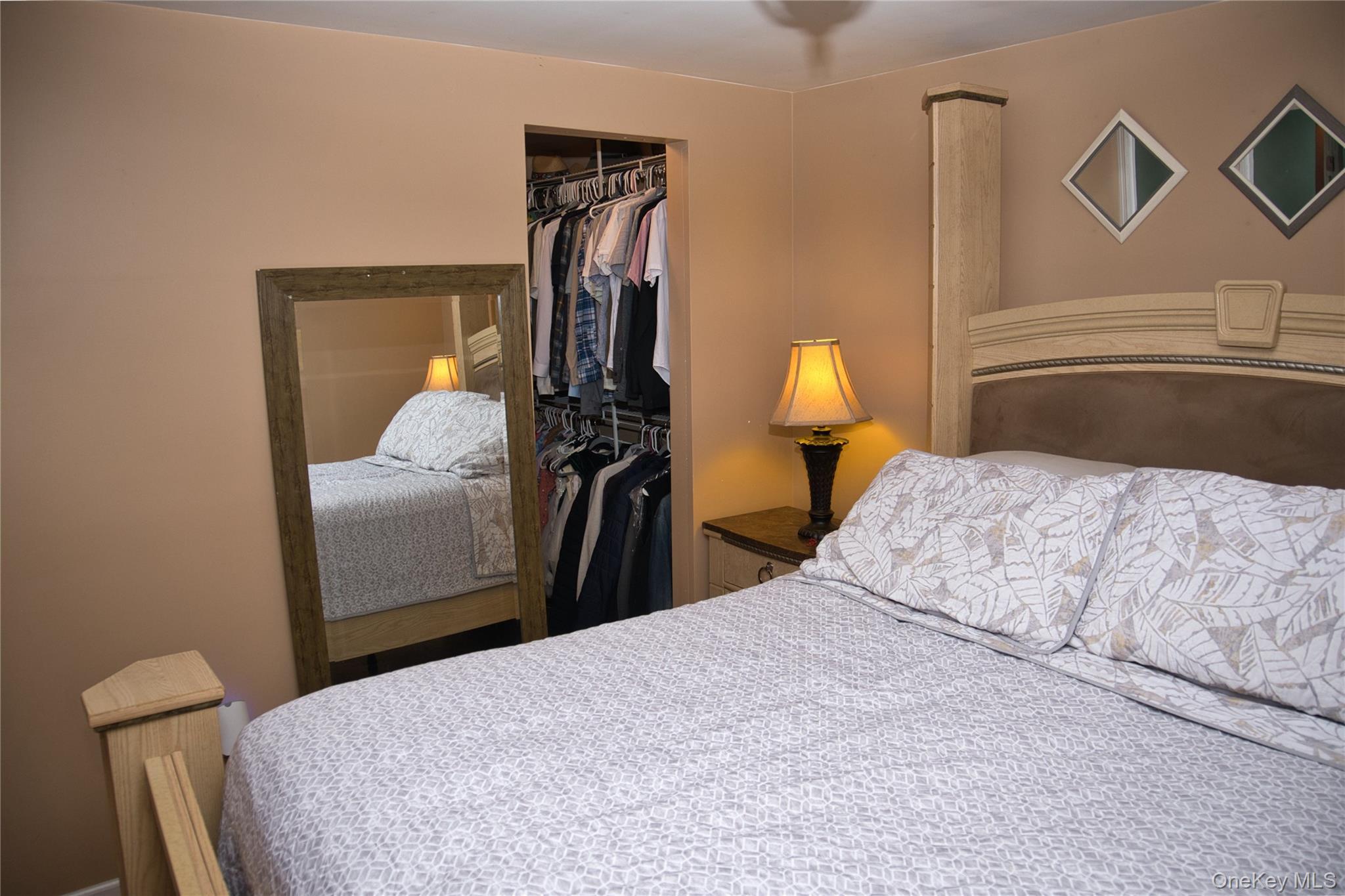 Single Family Lattintown Orange County, NY 12550, MLS-915501-12