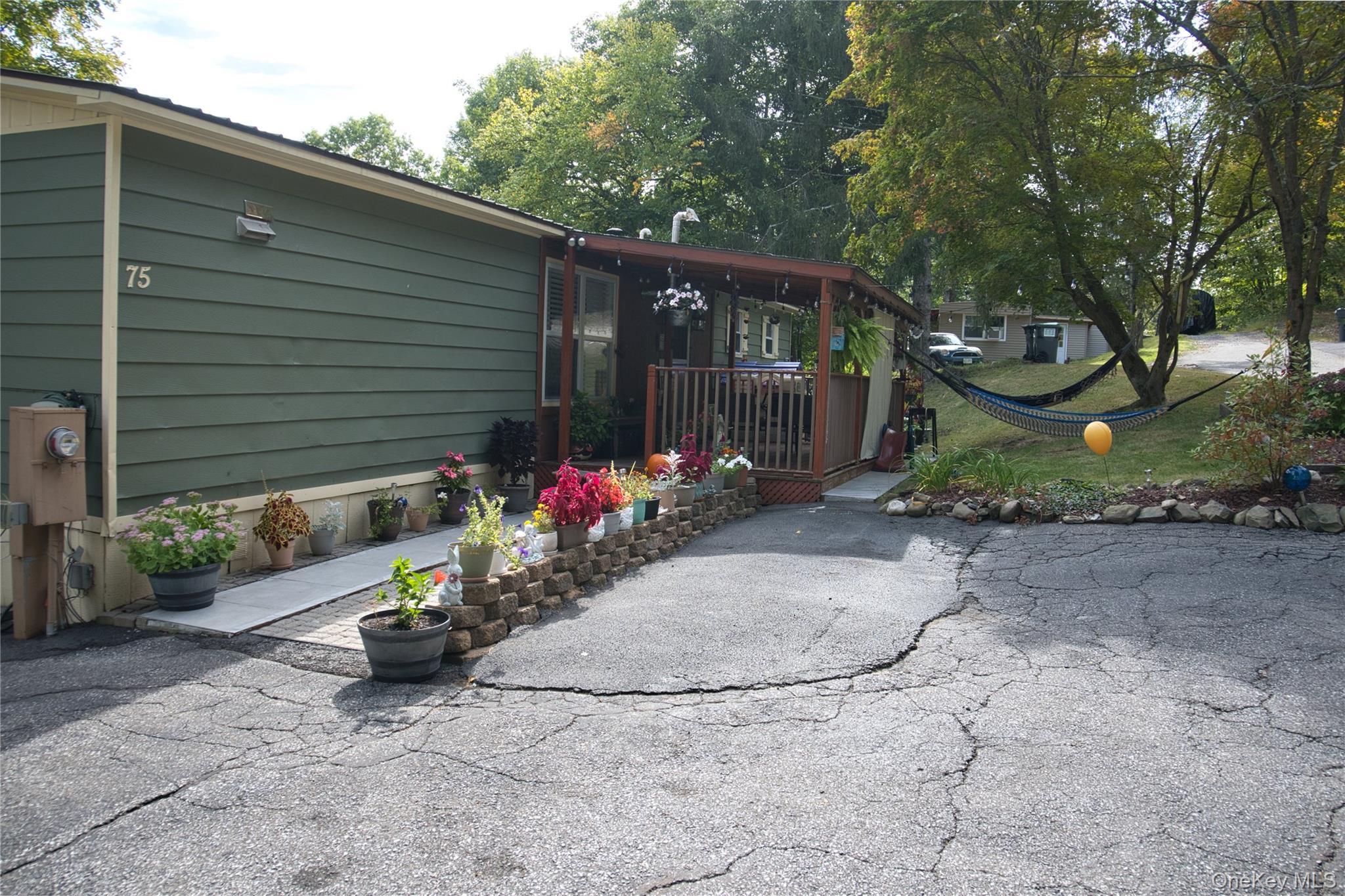 Single Family Lattintown Orange County, NY 12550, MLS-915501-19