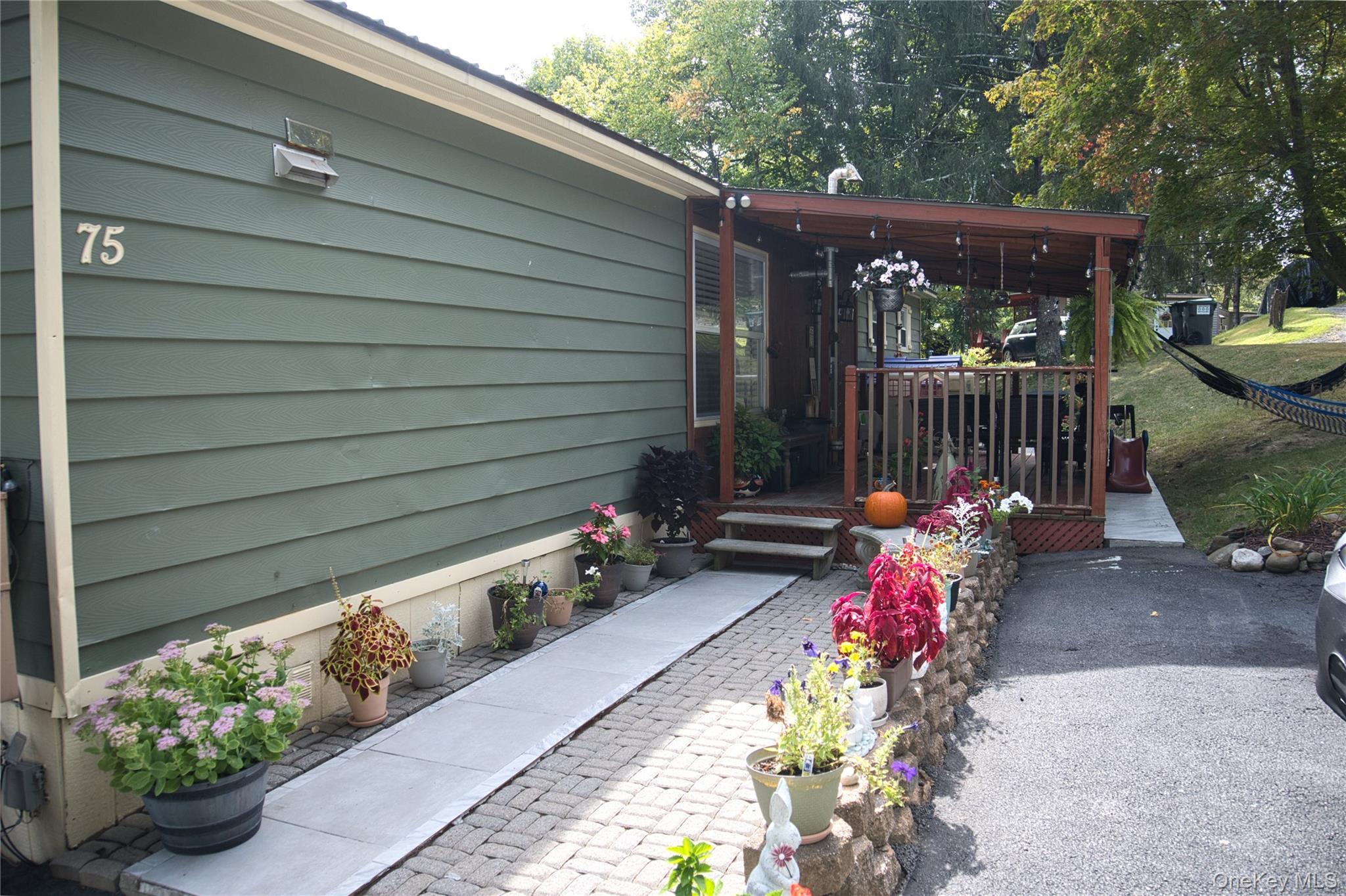 Single Family Lattintown Orange County, NY 12550, MLS-915501-20