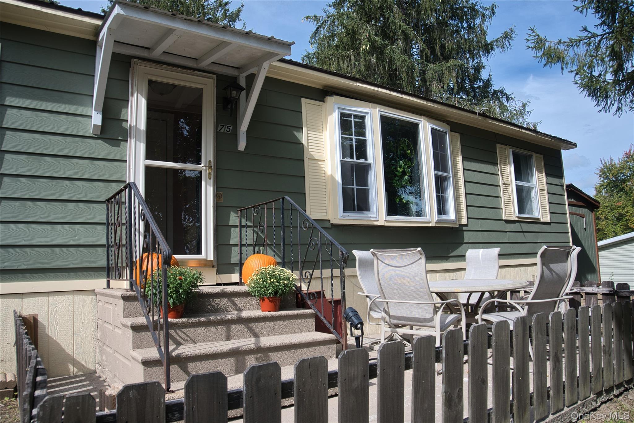 Single Family Lattintown Orange County, NY 12550, MLS-915501-22