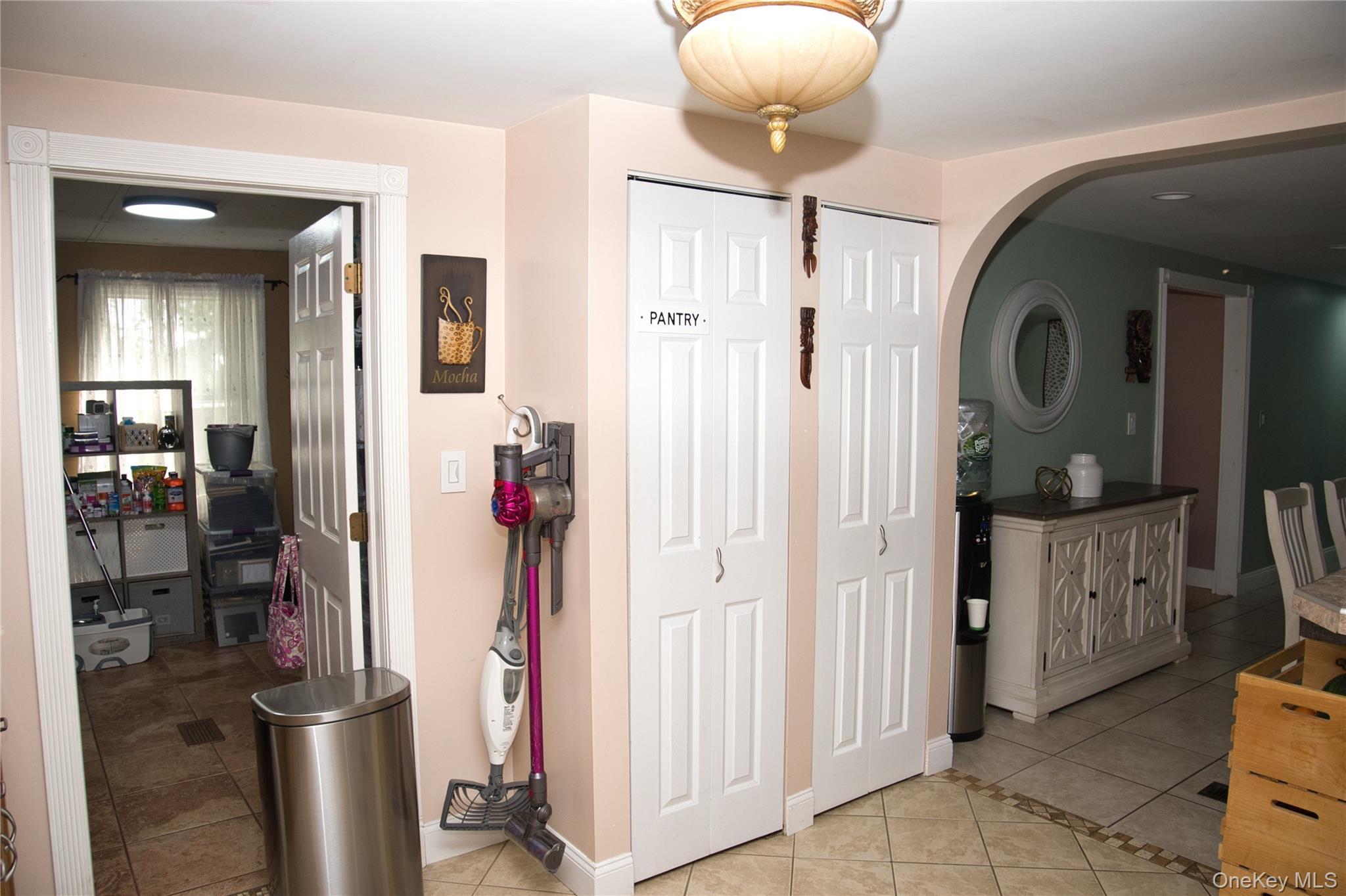 Single Family Lattintown Orange County, NY 12550, MLS-915501-8