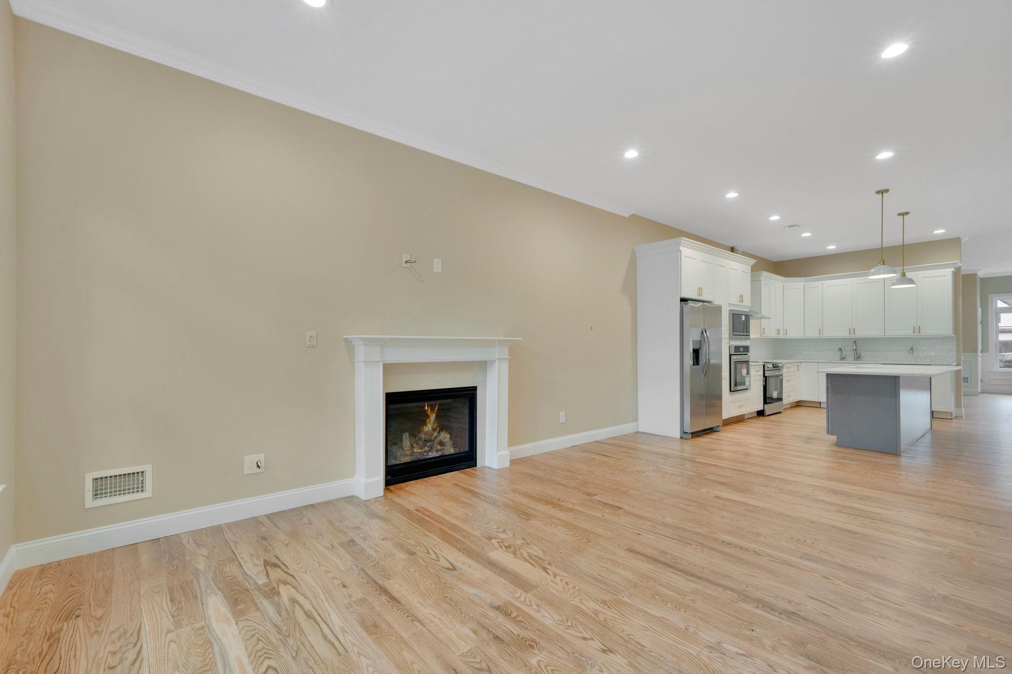 Single Family Blydenburgh Road  Suffolk County, NY 11720, MLS-915531-6
