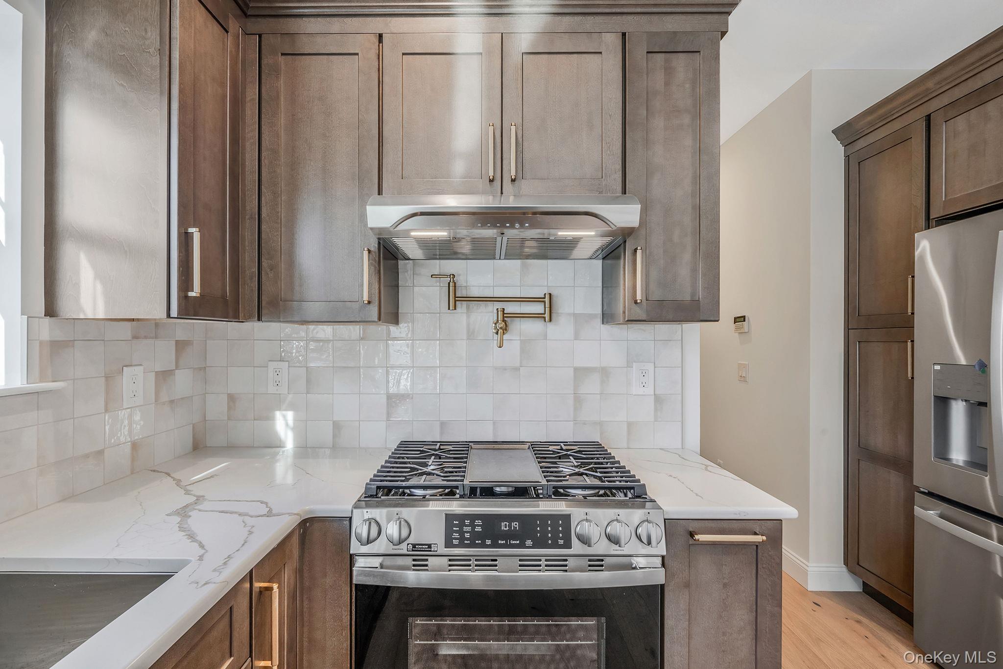 Single Family Blydenburgh Road  Suffolk County, NY 11720, MLS-915532-9