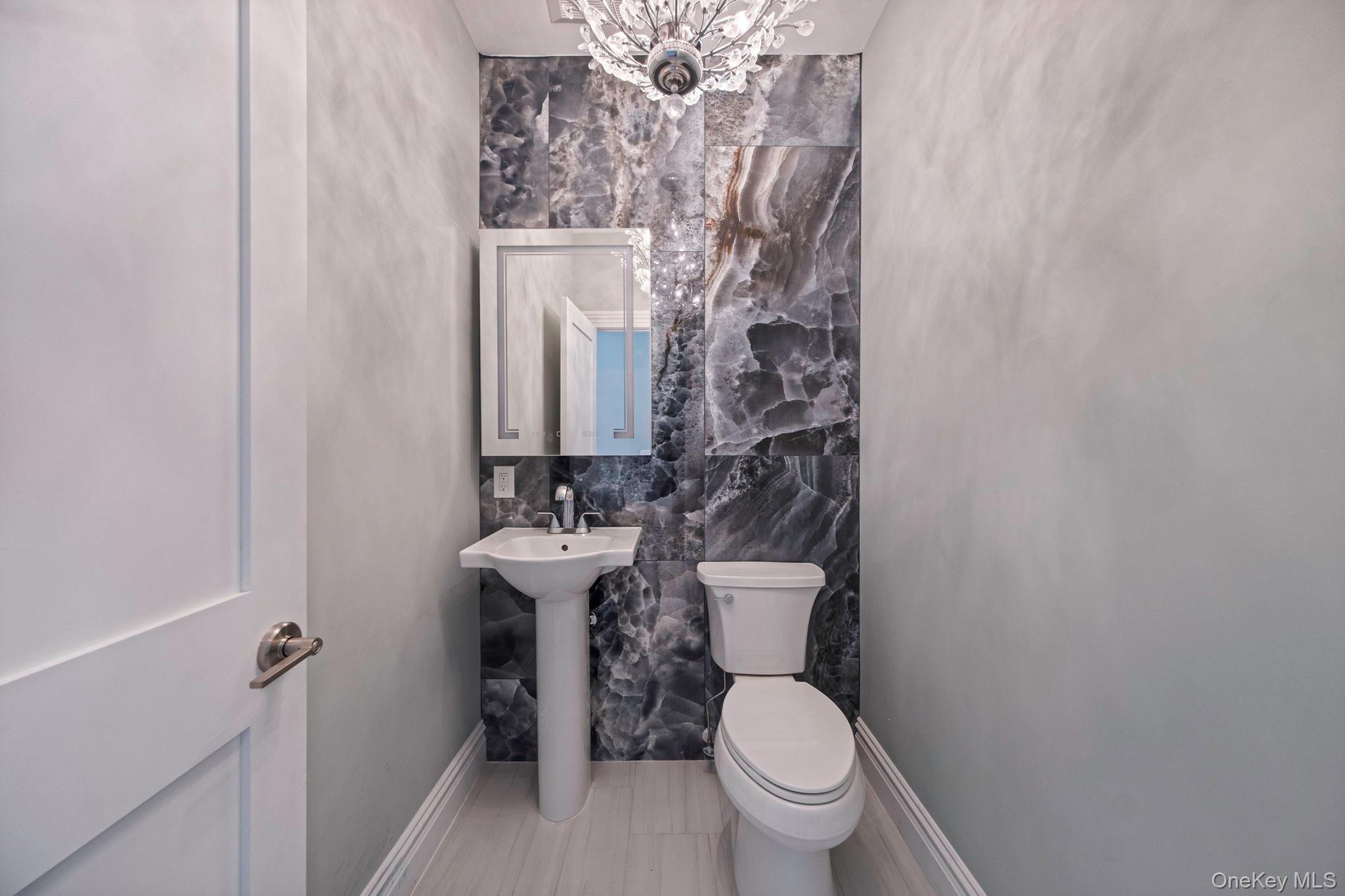 Single Family Blydenburgh  Suffolk County, NY 11720, MLS-915534-33