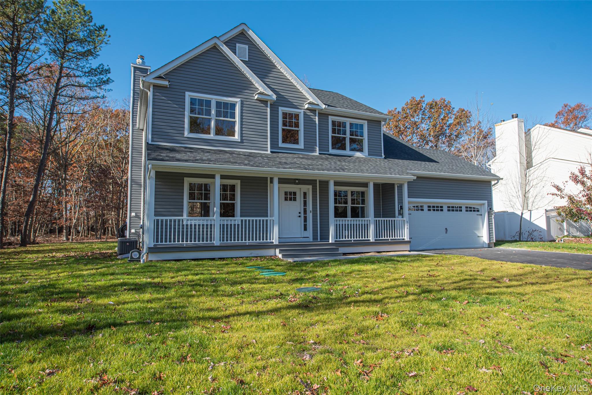 Single Family Blydenburgh  Suffolk County, NY 11720, MLS-915534-6