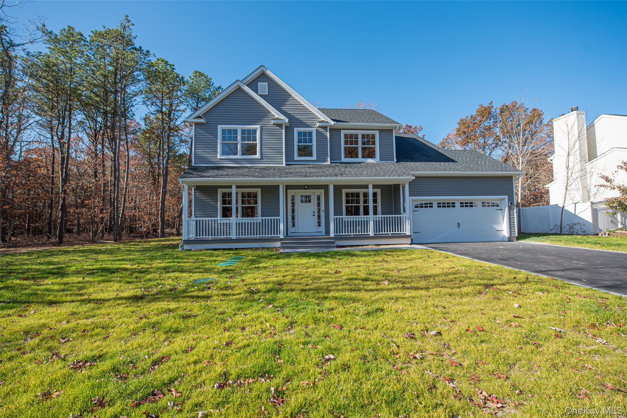 Single Family Blydenburgh  Suffolk County, NY 11720, MLS-915534-7