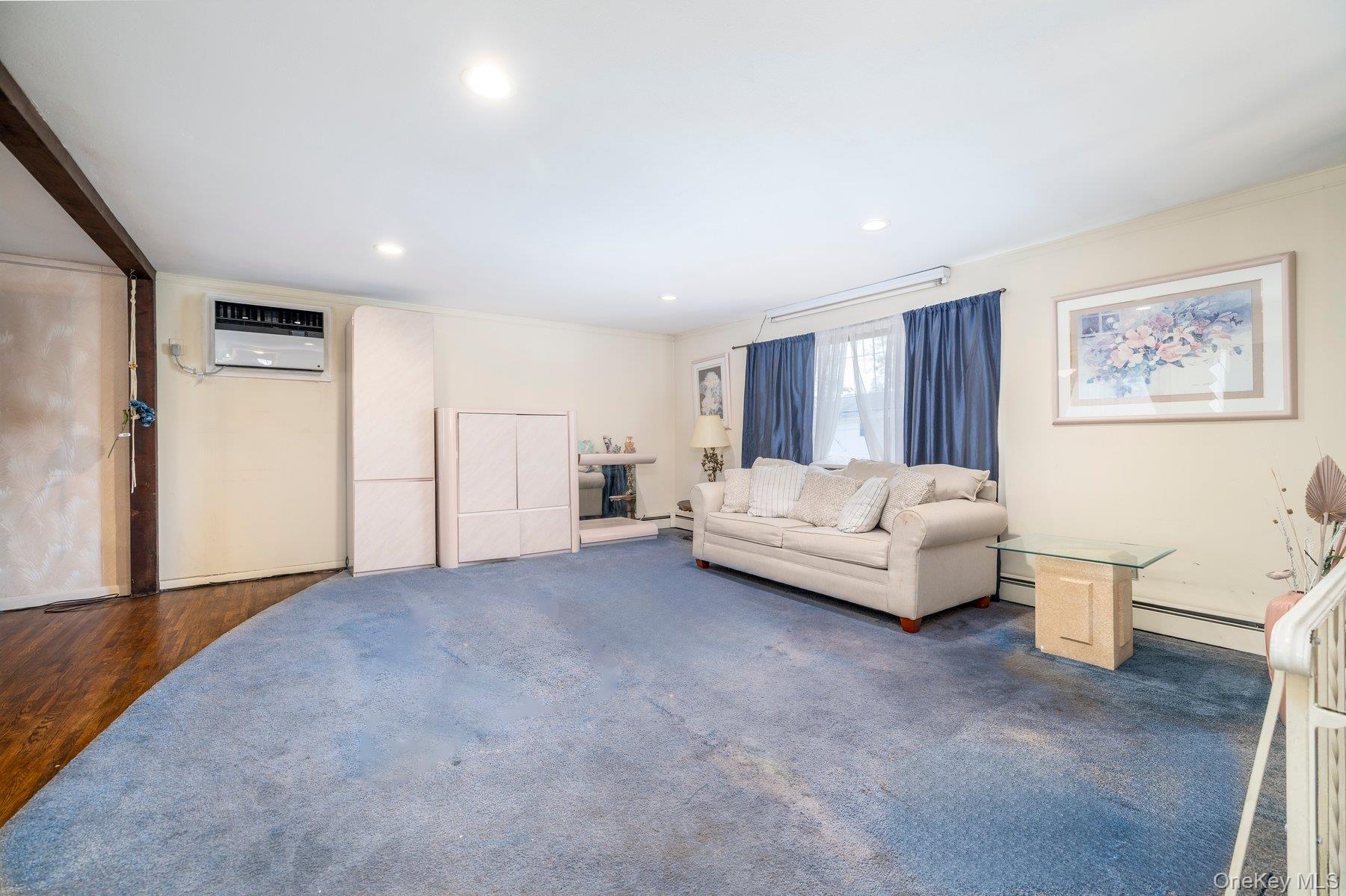 Single Family Anchor  Nassau County, NY 11572, MLS-915538-2