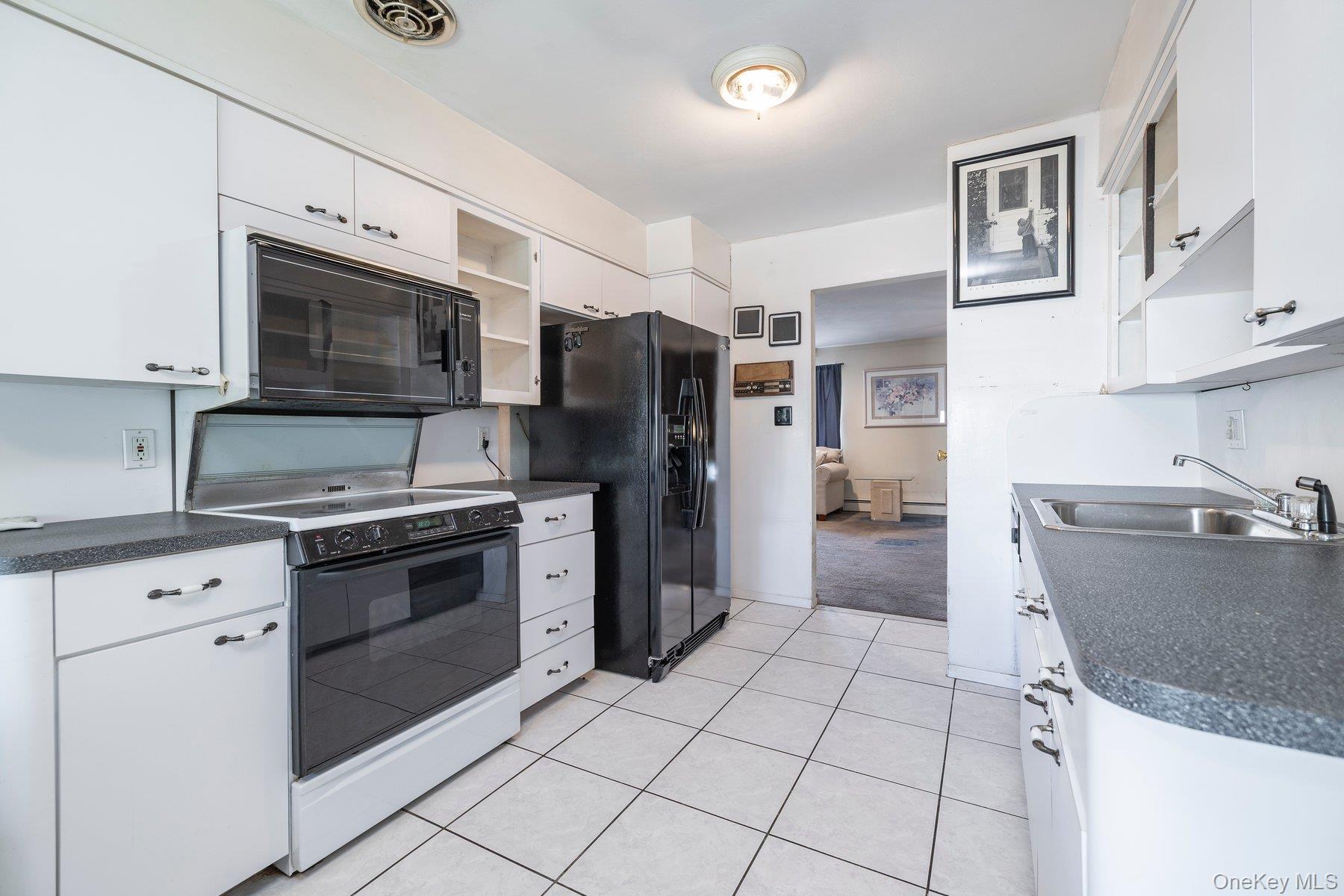 Single Family Anchor  Nassau County, NY 11572, MLS-915538-7