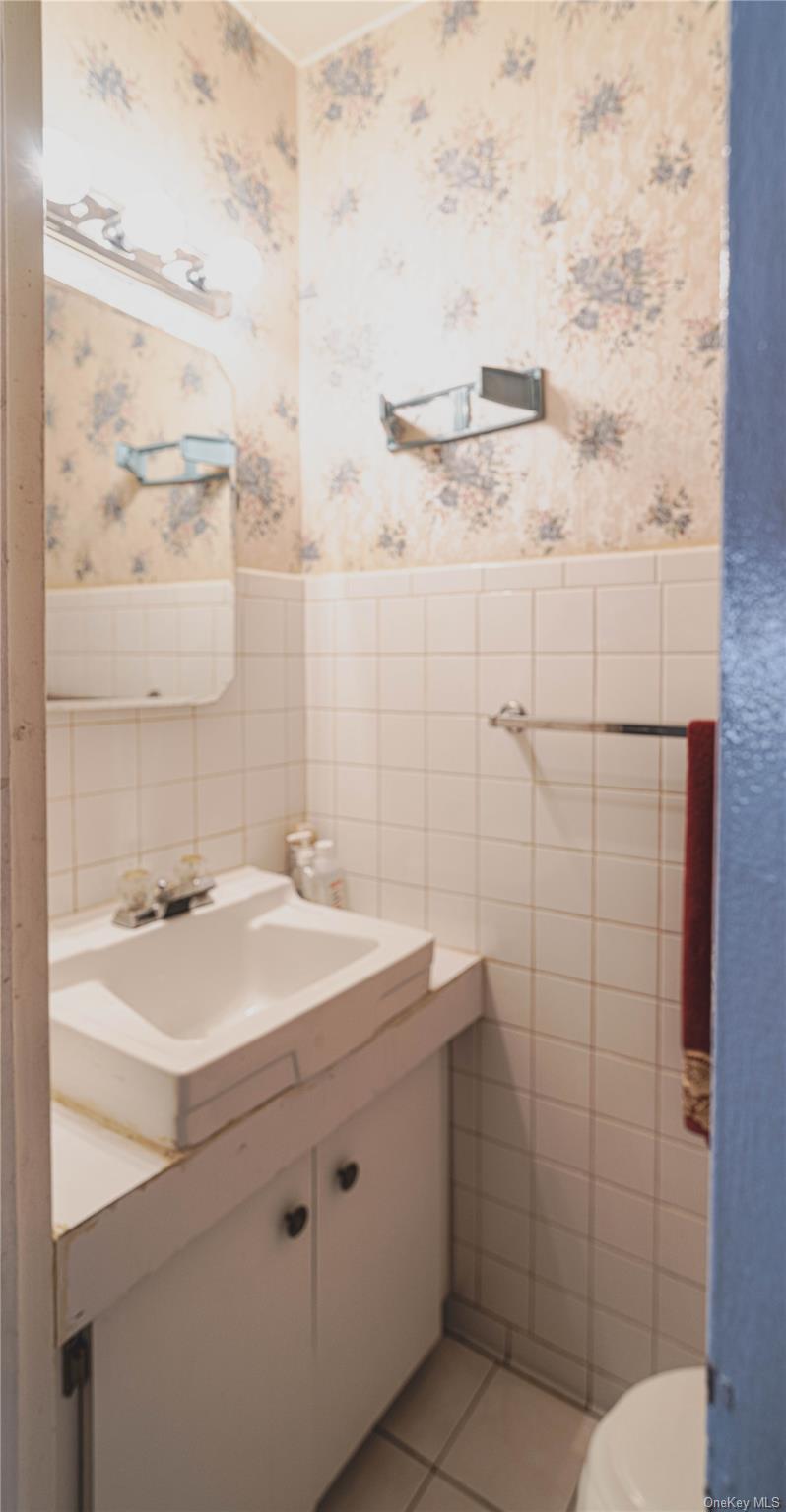 Single Family 81st Brooklyn, NY 11236, MLS-915543-11