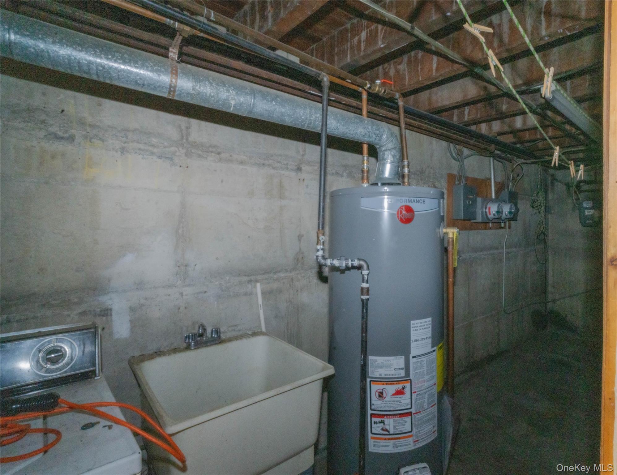 Single Family 81st Brooklyn, NY 11236, MLS-915543-16