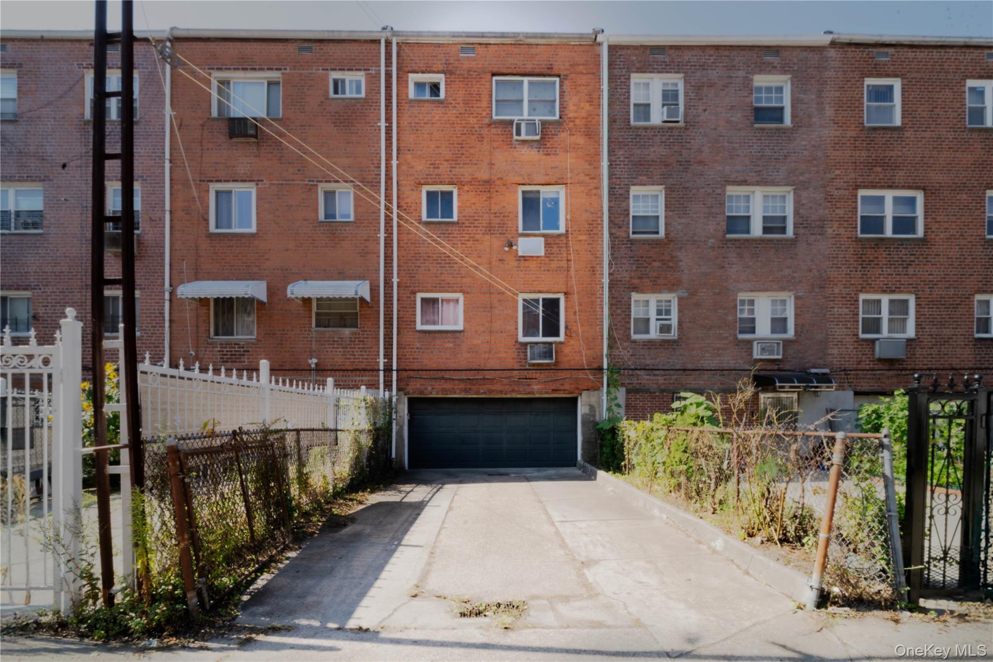 Single Family 81st Brooklyn, NY 11236, MLS-915543-3