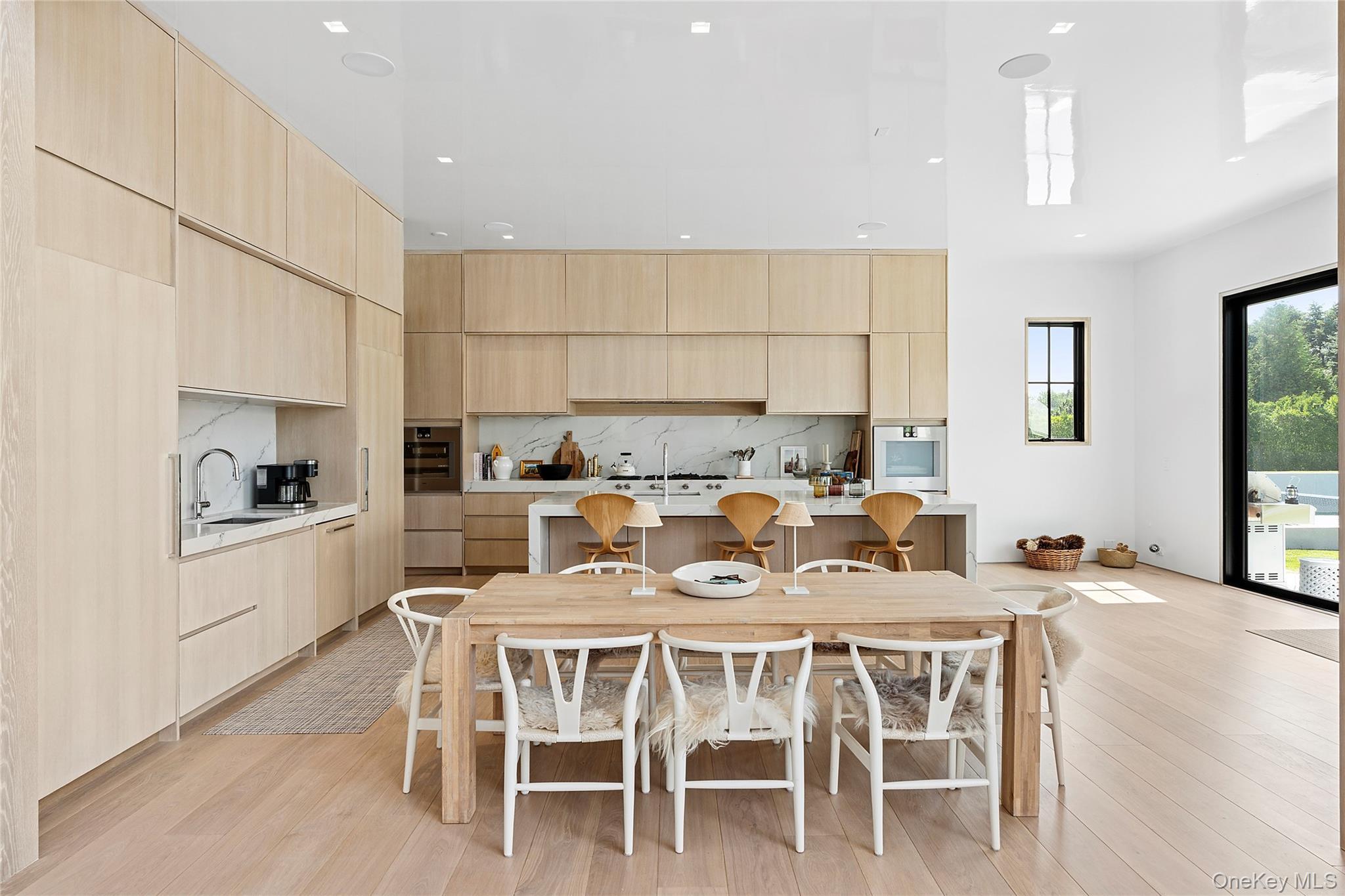 Single Family Clearview Farm Suffolk County, NY 11968, MLS-915555-10