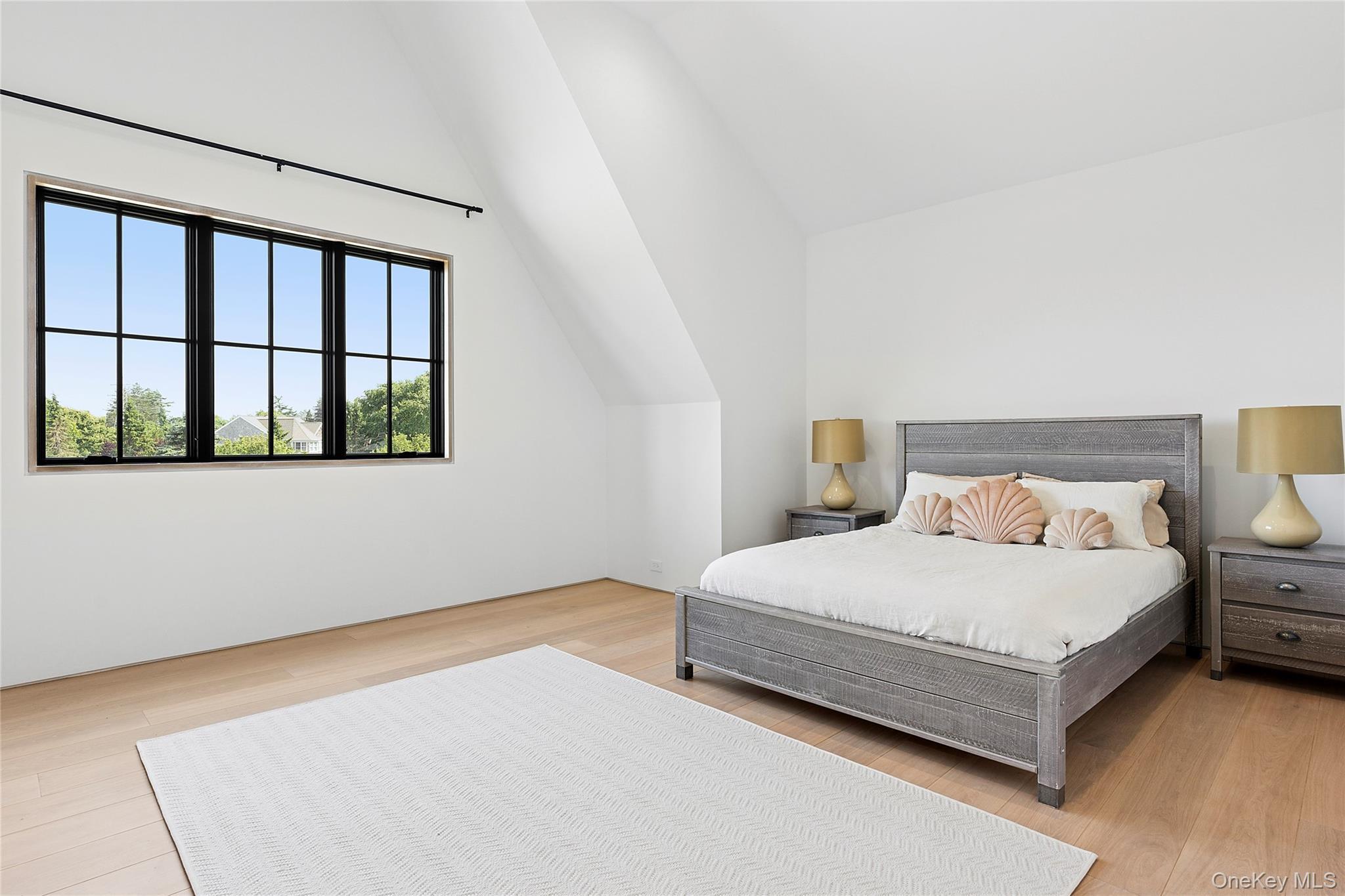 Single Family Clearview Farm Suffolk County, NY 11968, MLS-915555-16