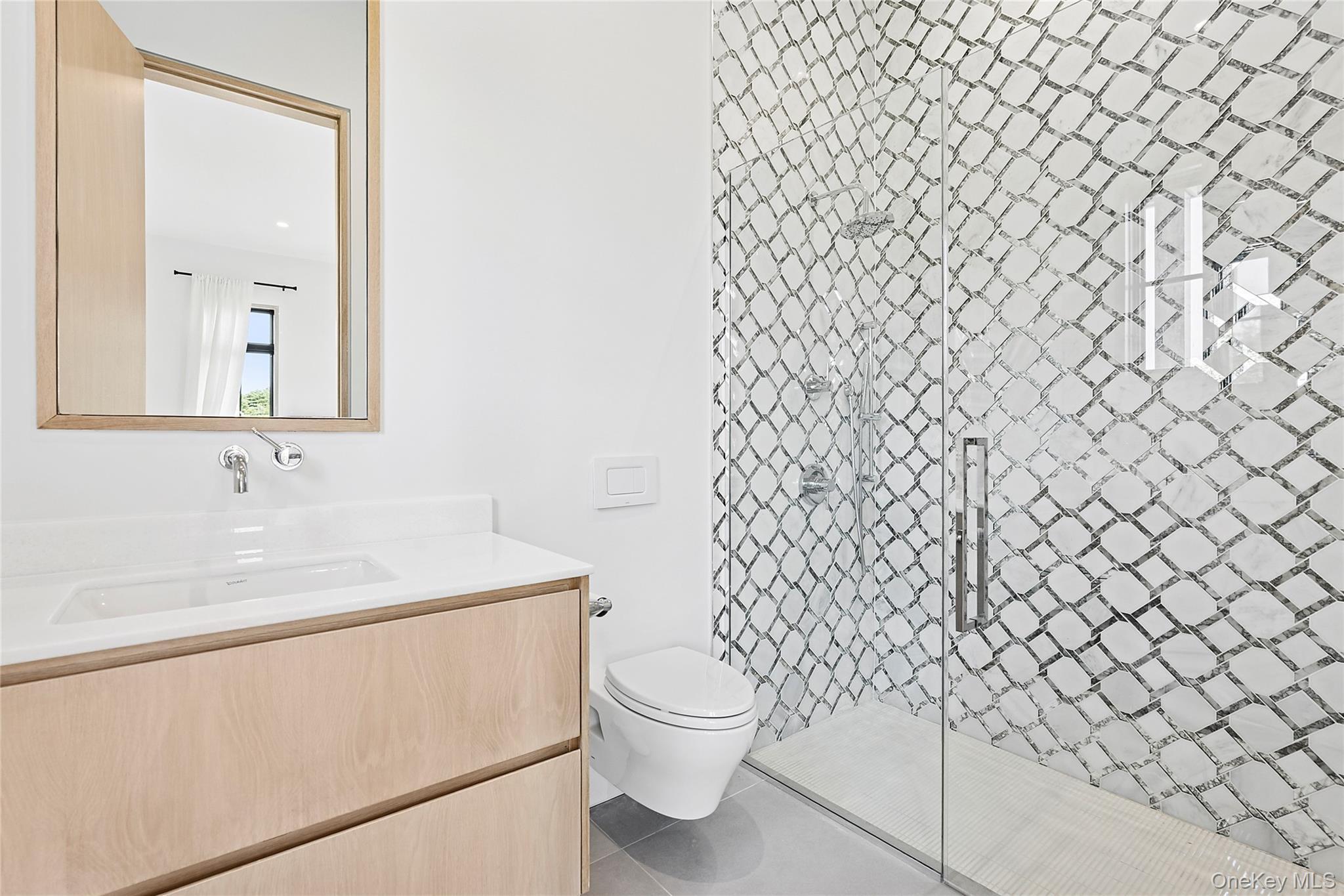 Single Family Clearview Farm Suffolk County, NY 11968, MLS-915555-24