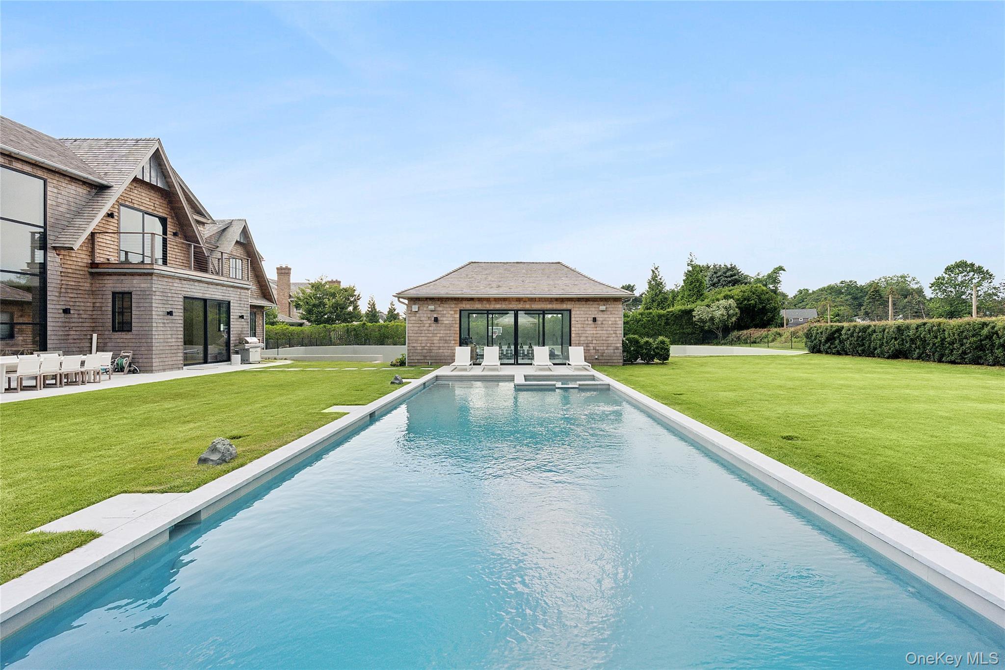 Single Family Clearview Farm Suffolk County, NY 11968, MLS-915555-25