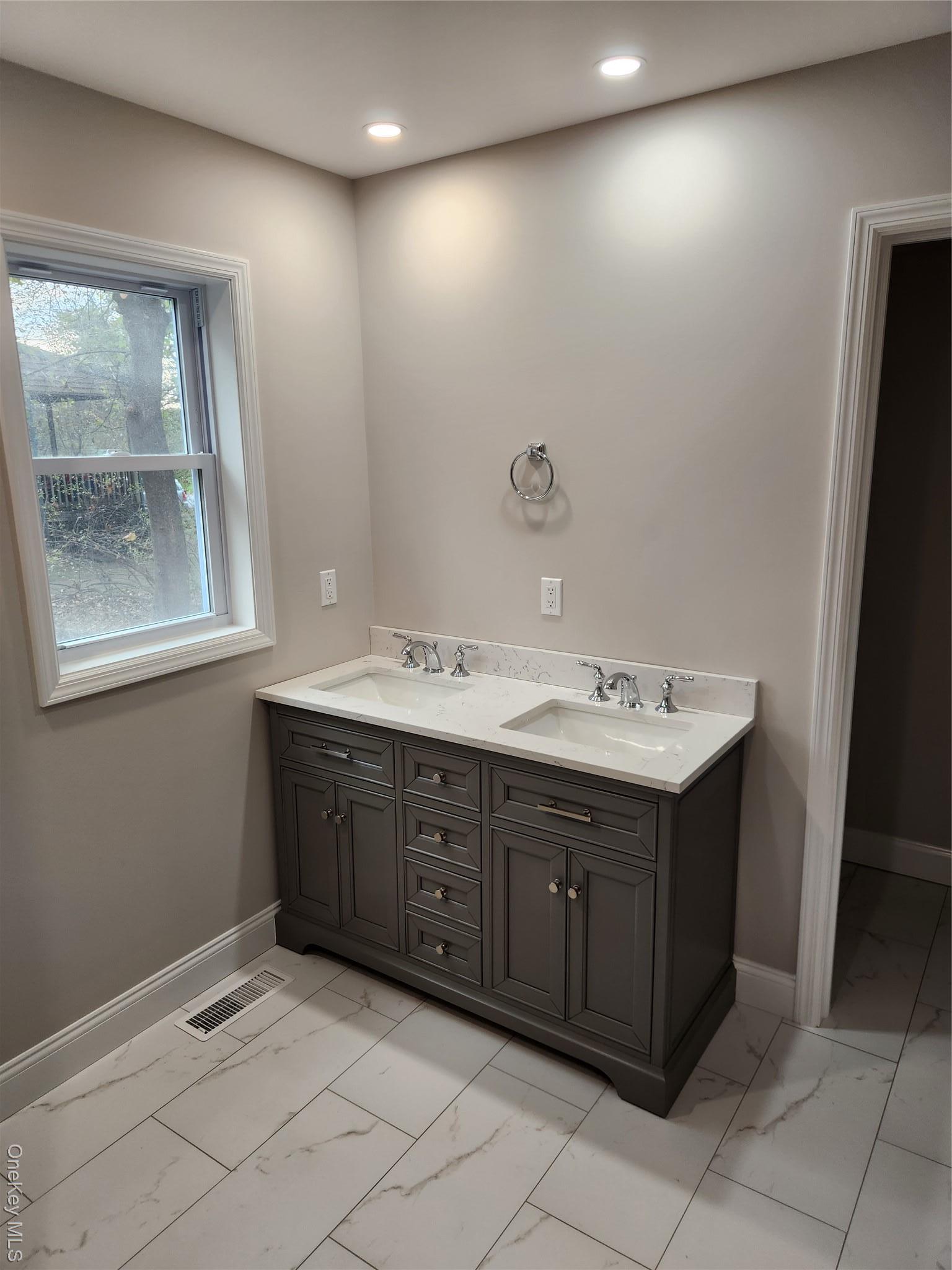 Single Family Maple  Orange County, NY 10990, MLS-915567-7