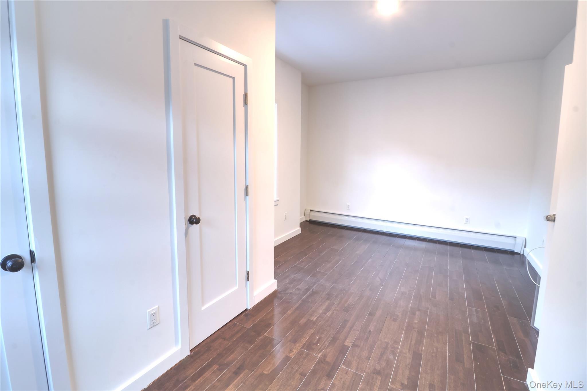 Single Family Wellman Bronx, NY 10461, MLS-915575-22