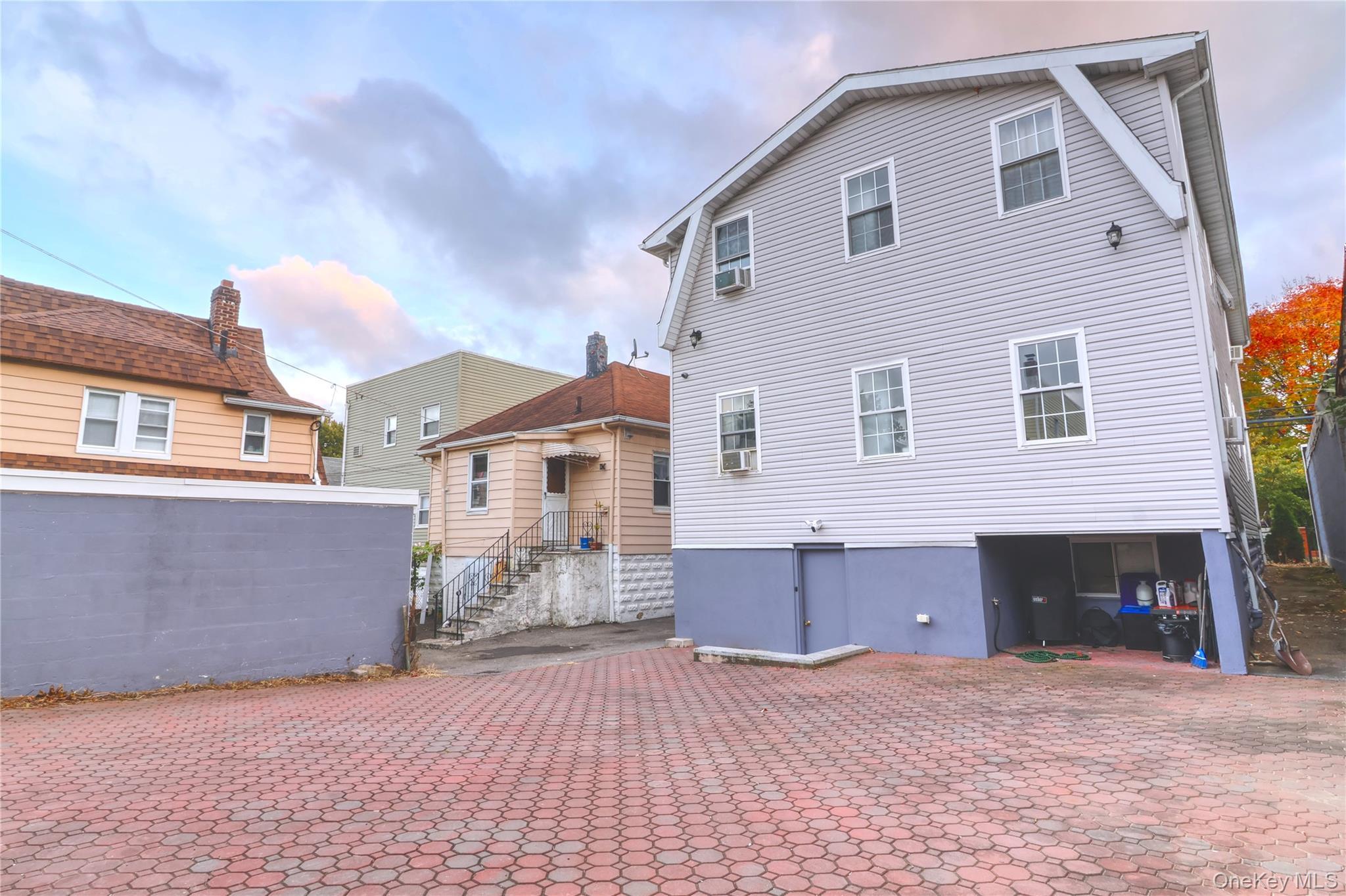 Single Family Wellman Bronx, NY 10461, MLS-915575-23