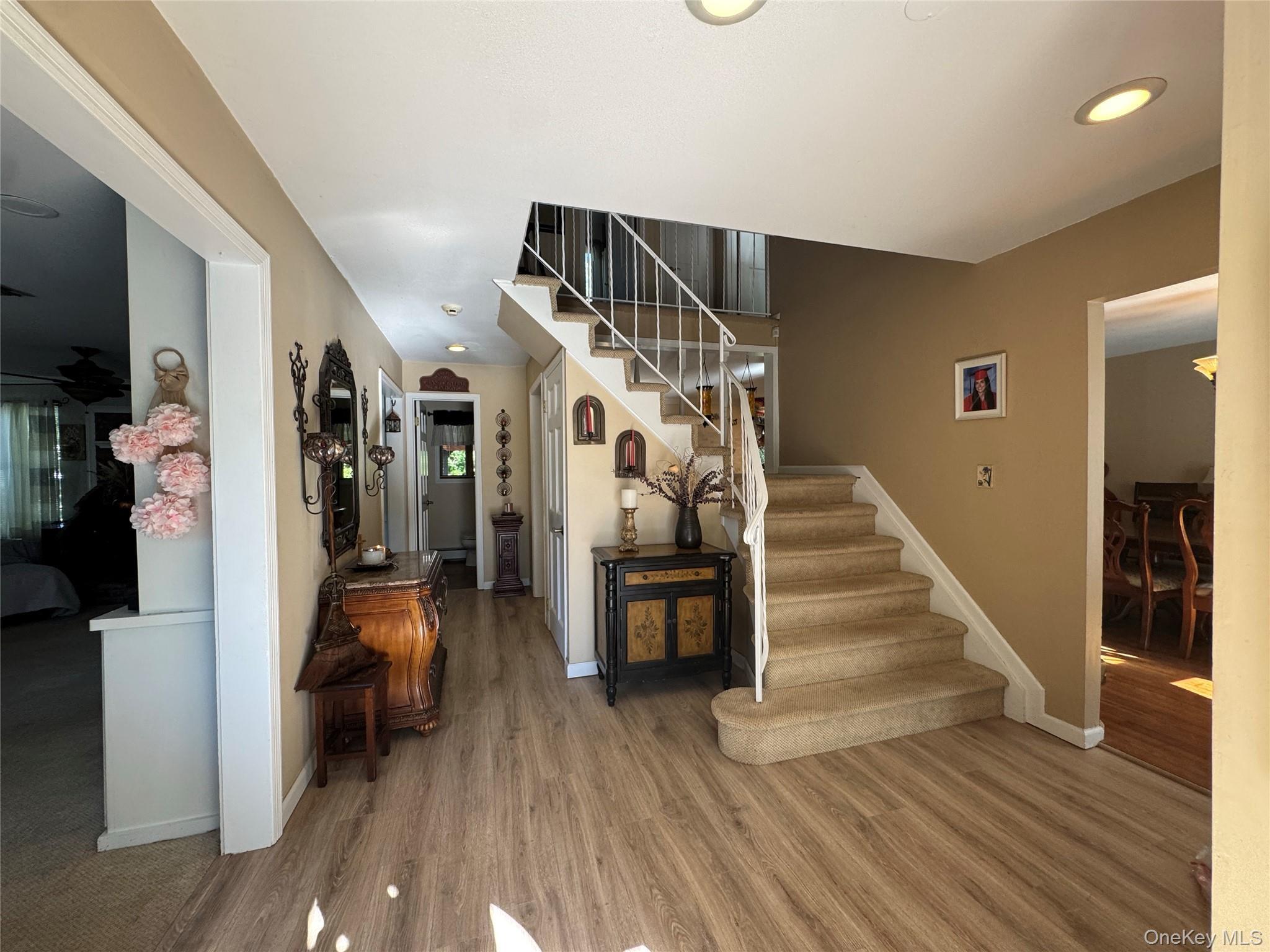 Single Family Kingston  Suffolk County, NY 11766, MLS-915603-2