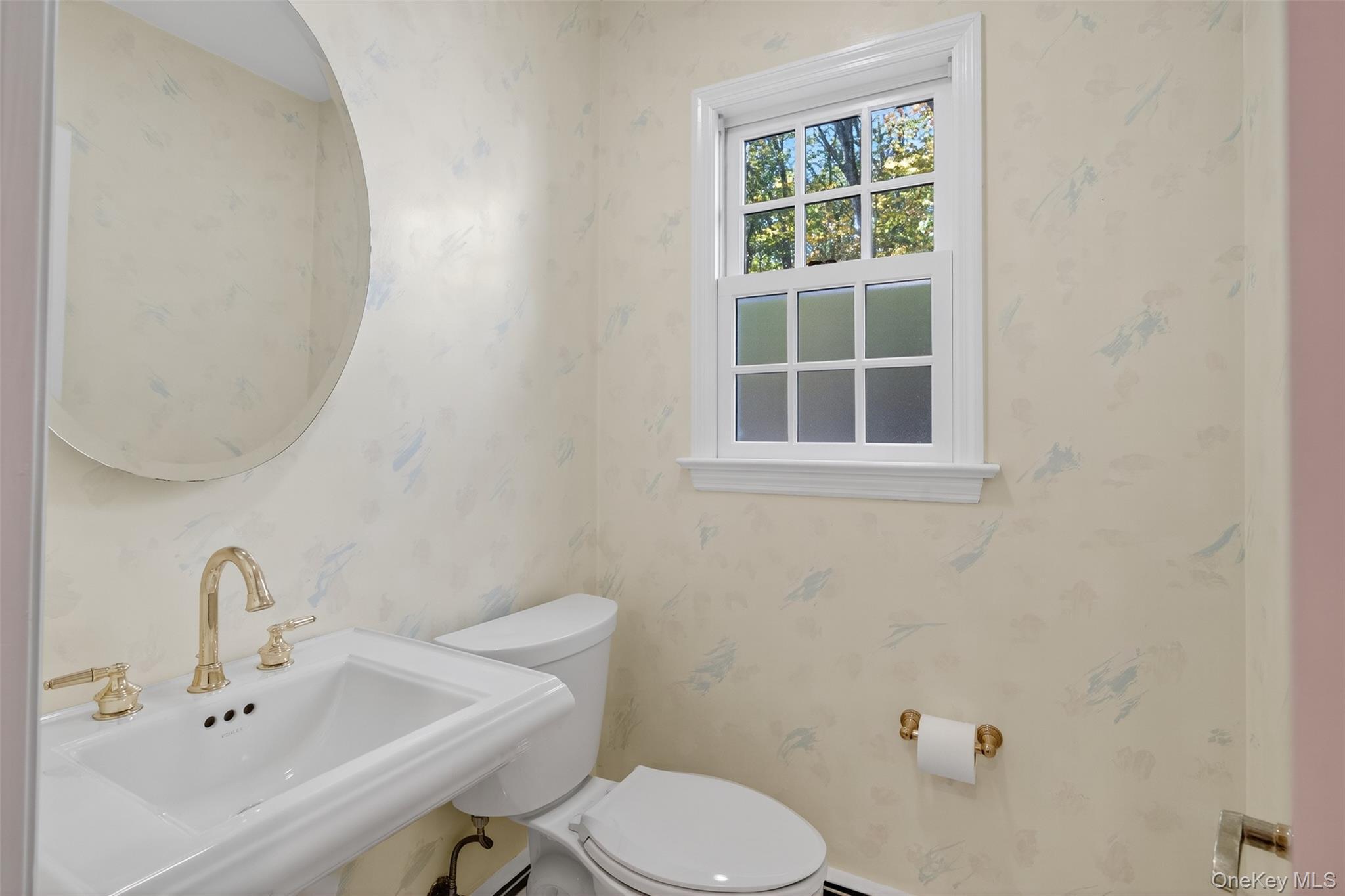 Single Family Livingston  Ulster County, NY 12498, MLS-915624-8