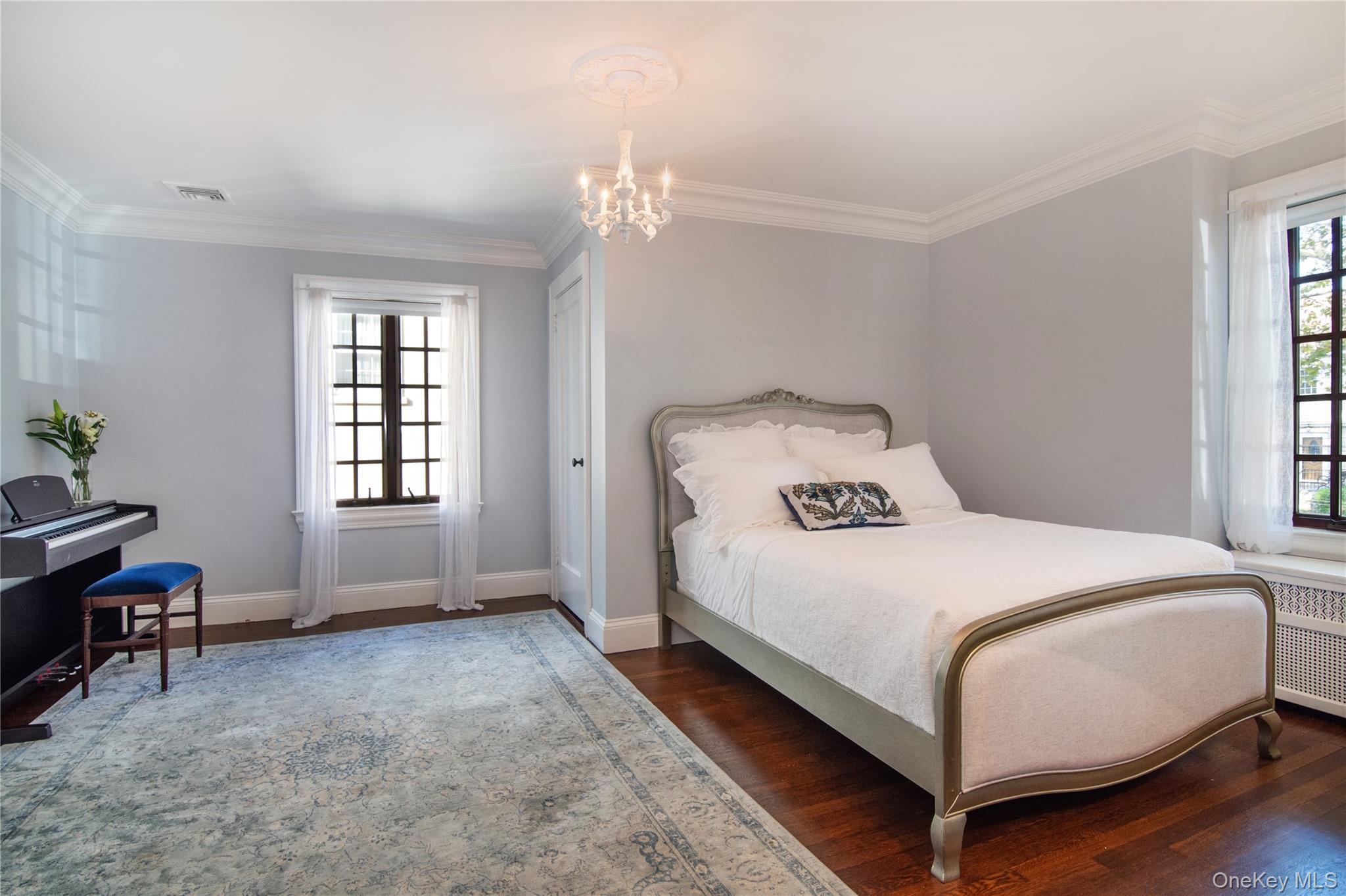 Single Family Kneeland Westchester County, NY 10705, MLS-915634-32