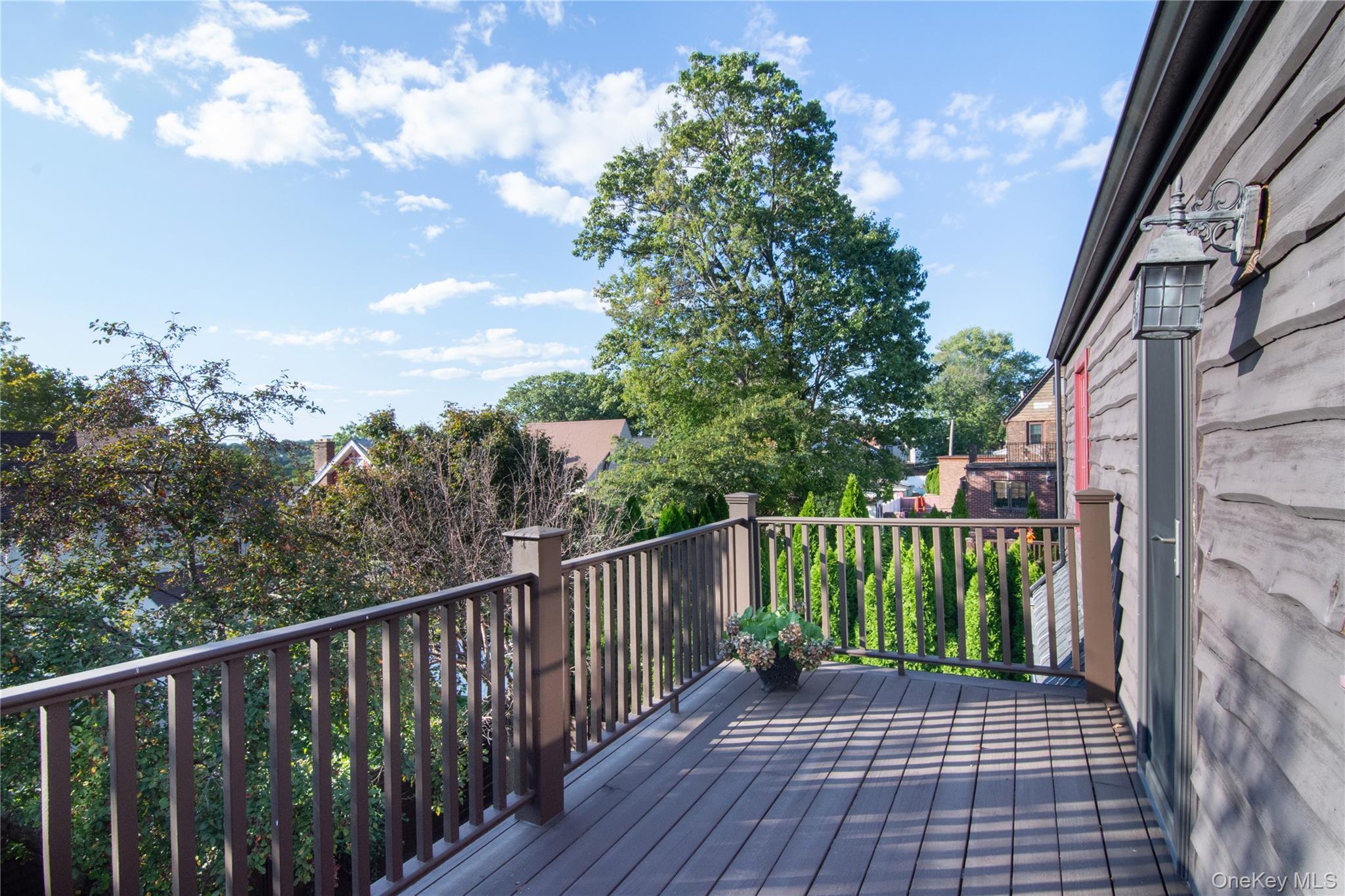 Single Family Kneeland Westchester County, NY 10705, MLS-915634-36