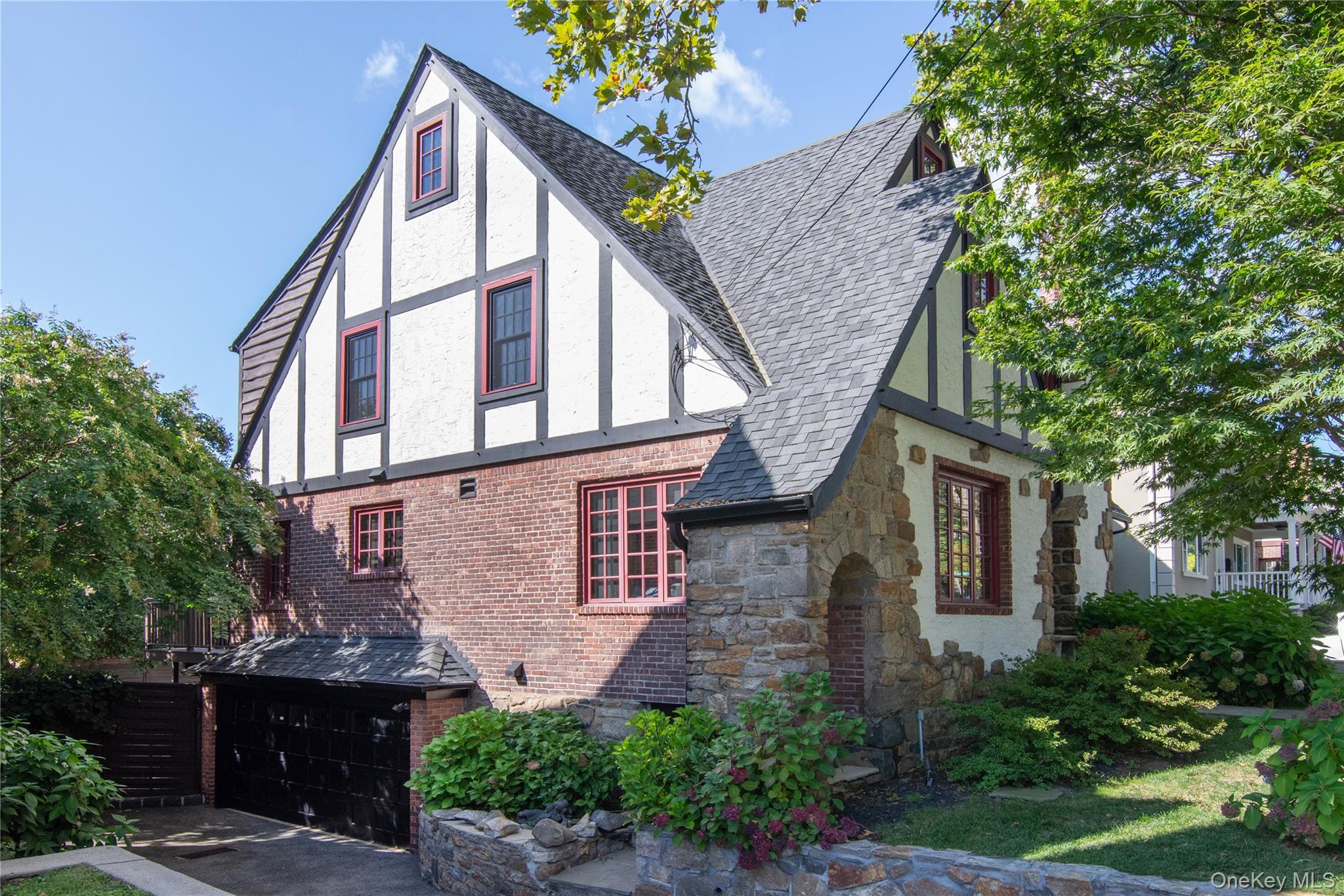 Single Family Kneeland Westchester County, NY 10705, MLS-915634-4