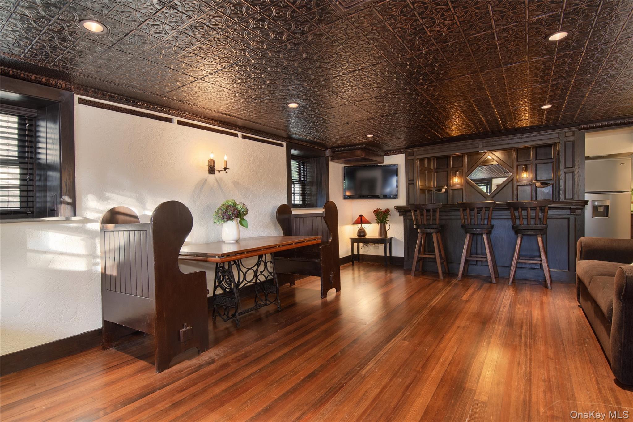 Single Family Kneeland Westchester County, NY 10705, MLS-915634-40