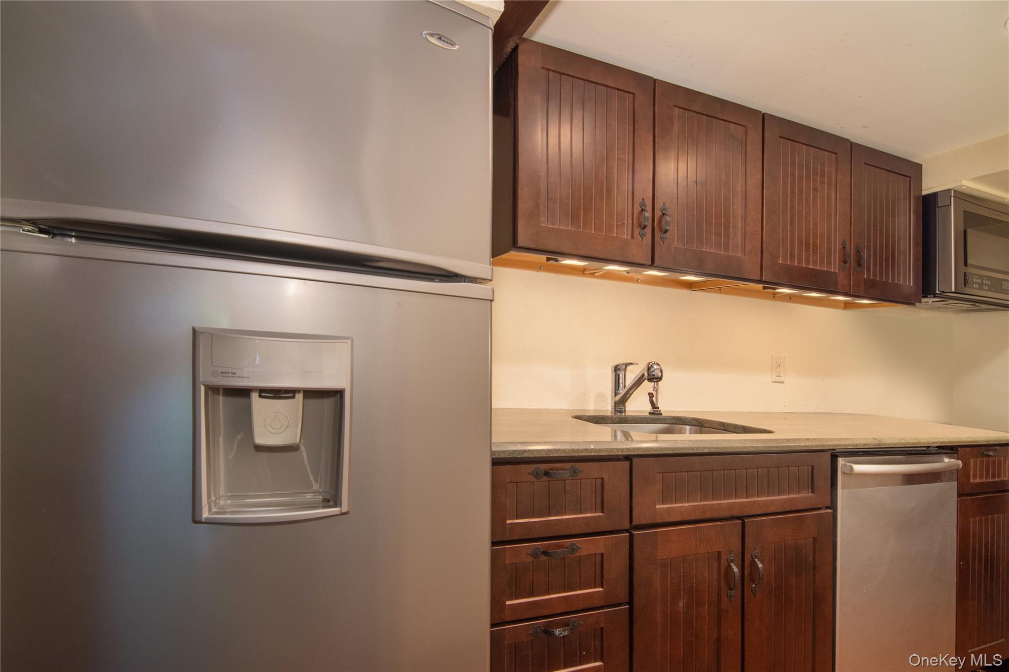 Single Family Kneeland Westchester County, NY 10705, MLS-915634-43